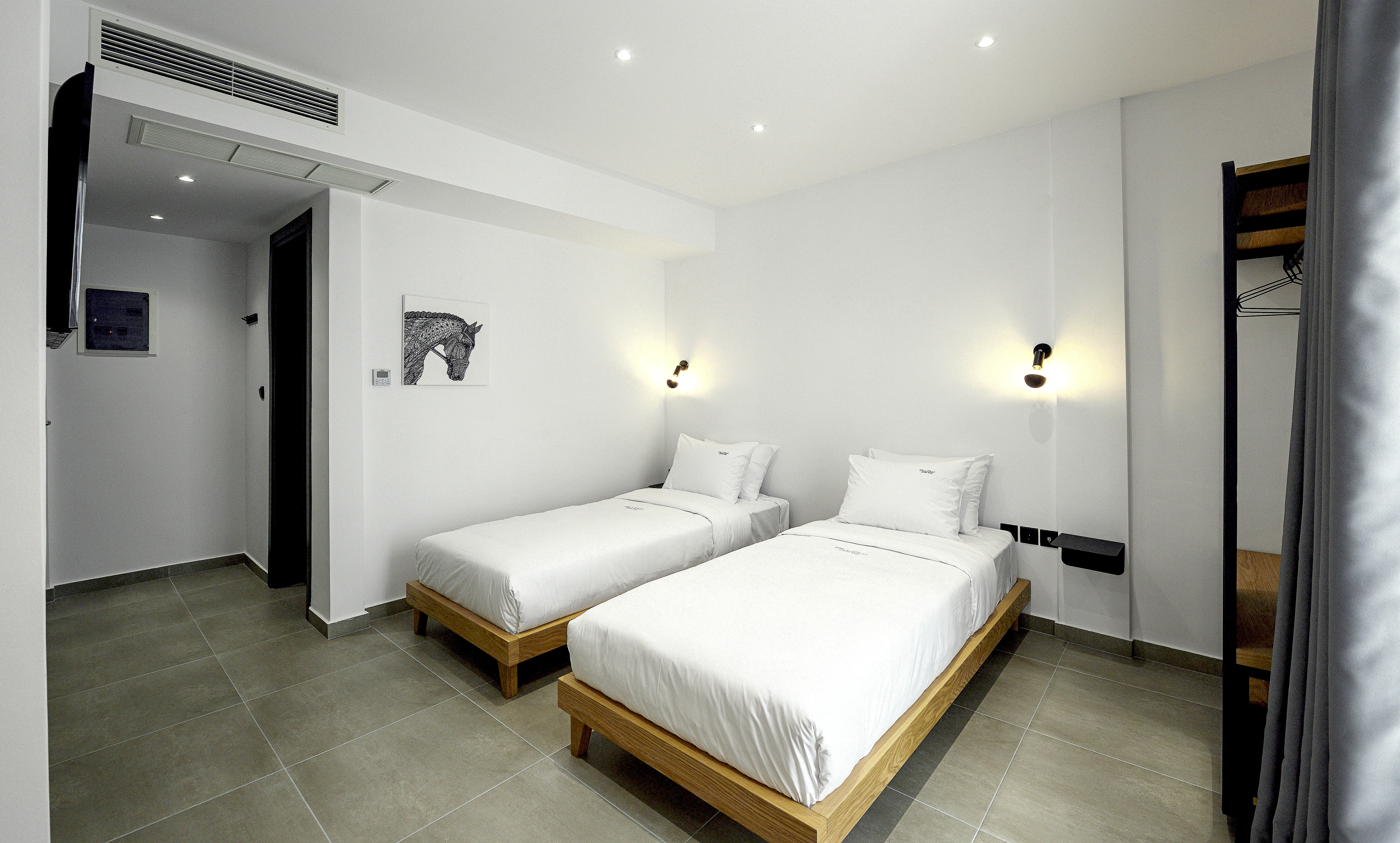 Double or Twin Standard