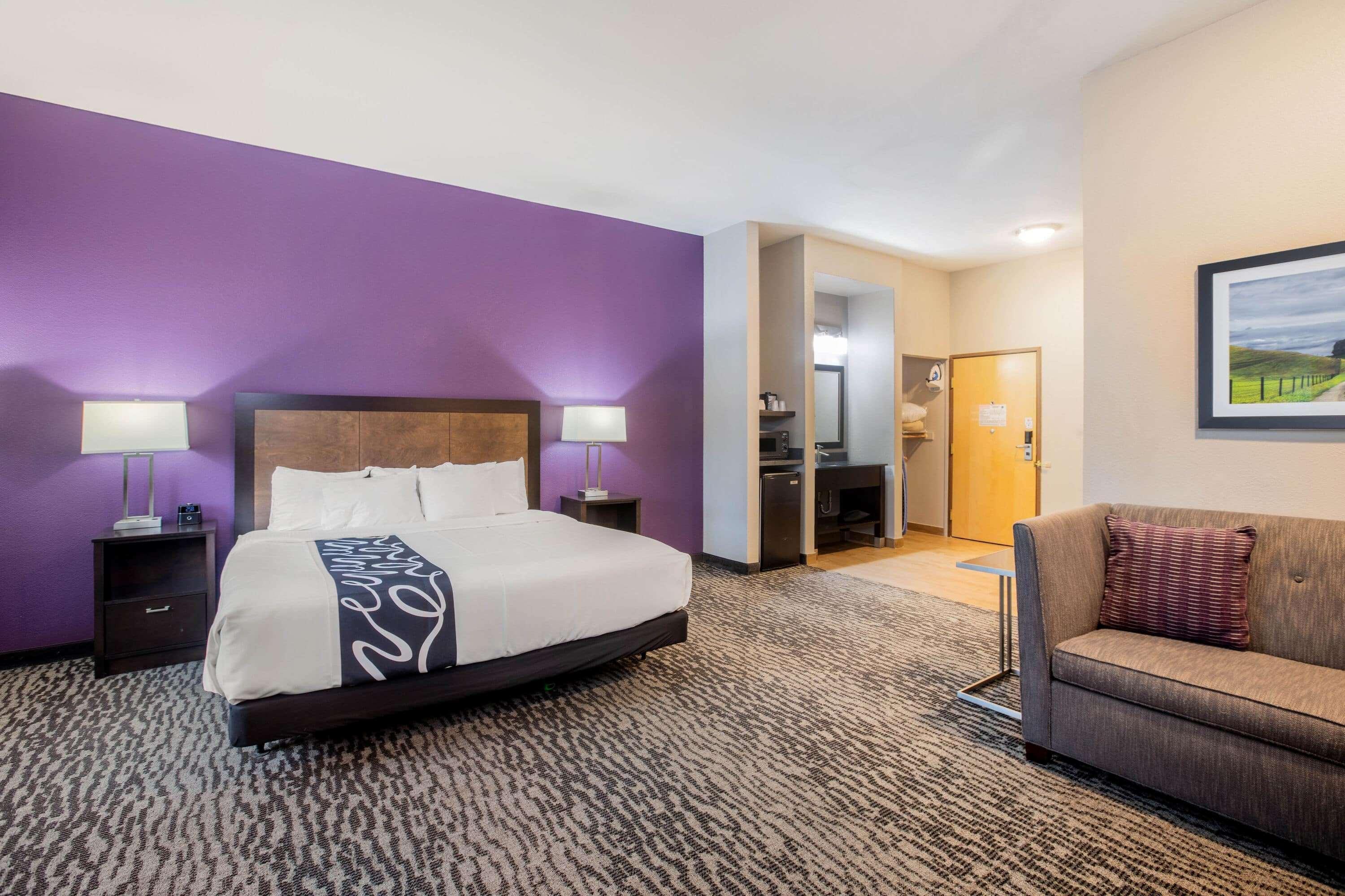 Room Deluxe King Bed