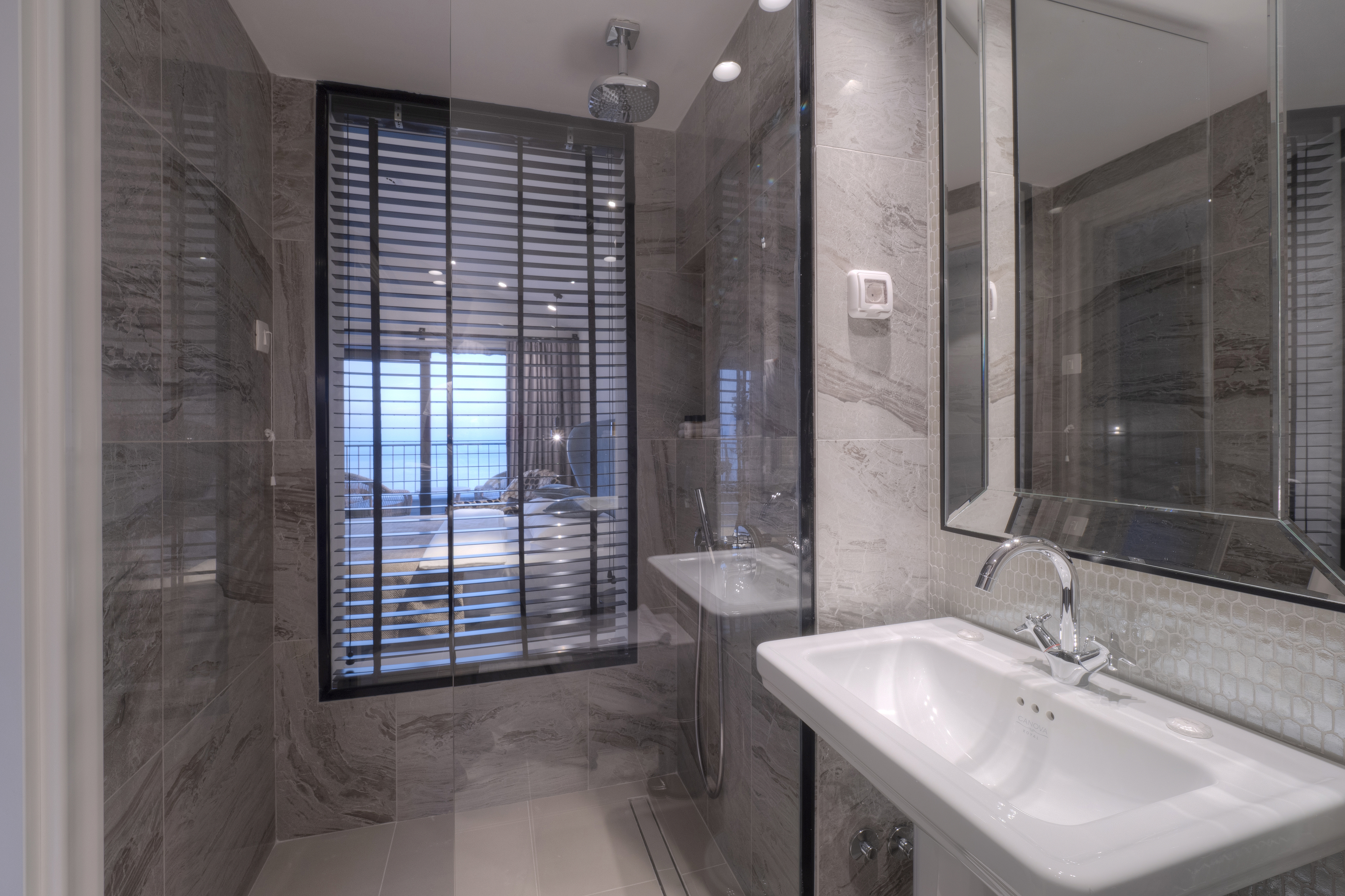 Room Connecting Room