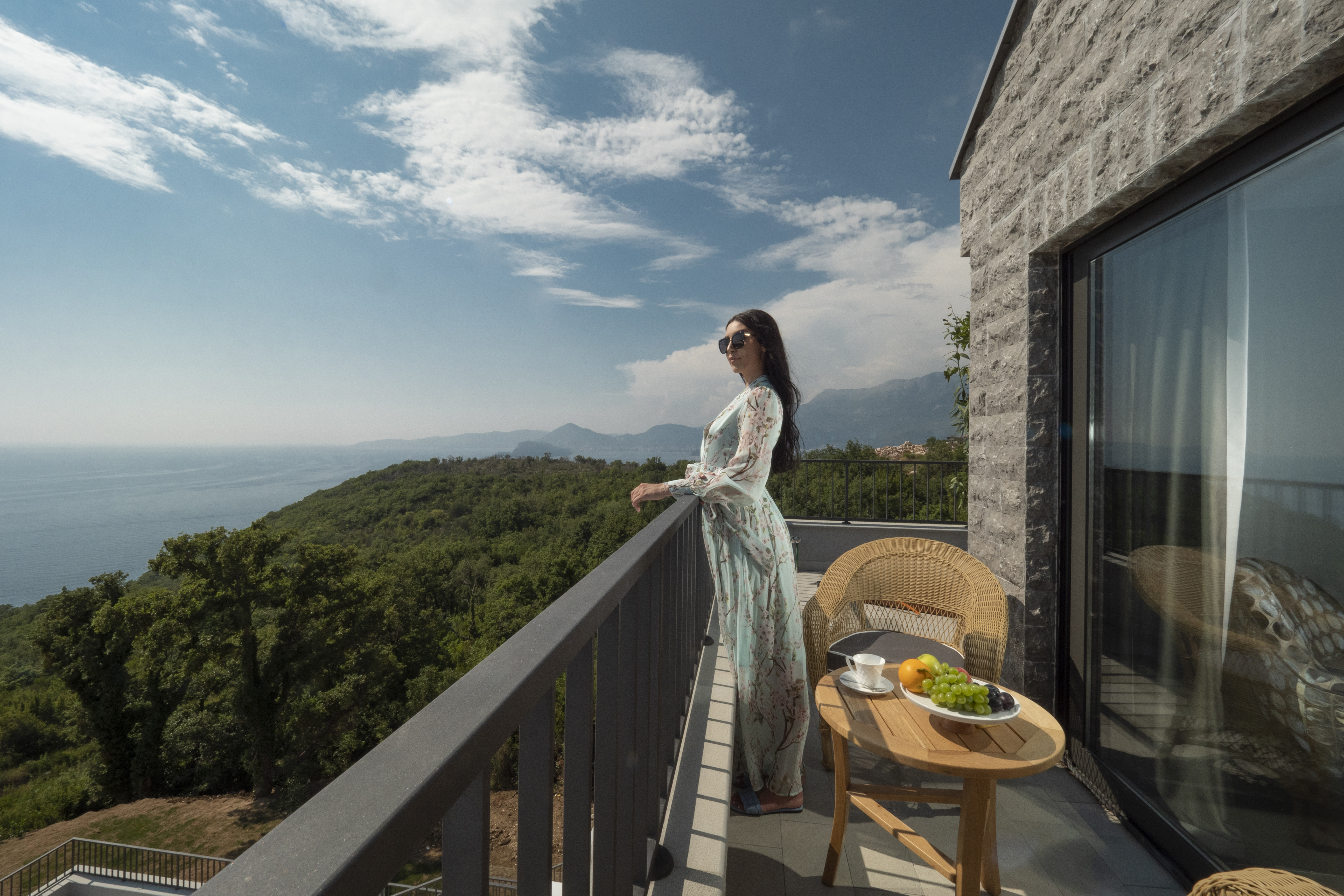 Room Connecting Room