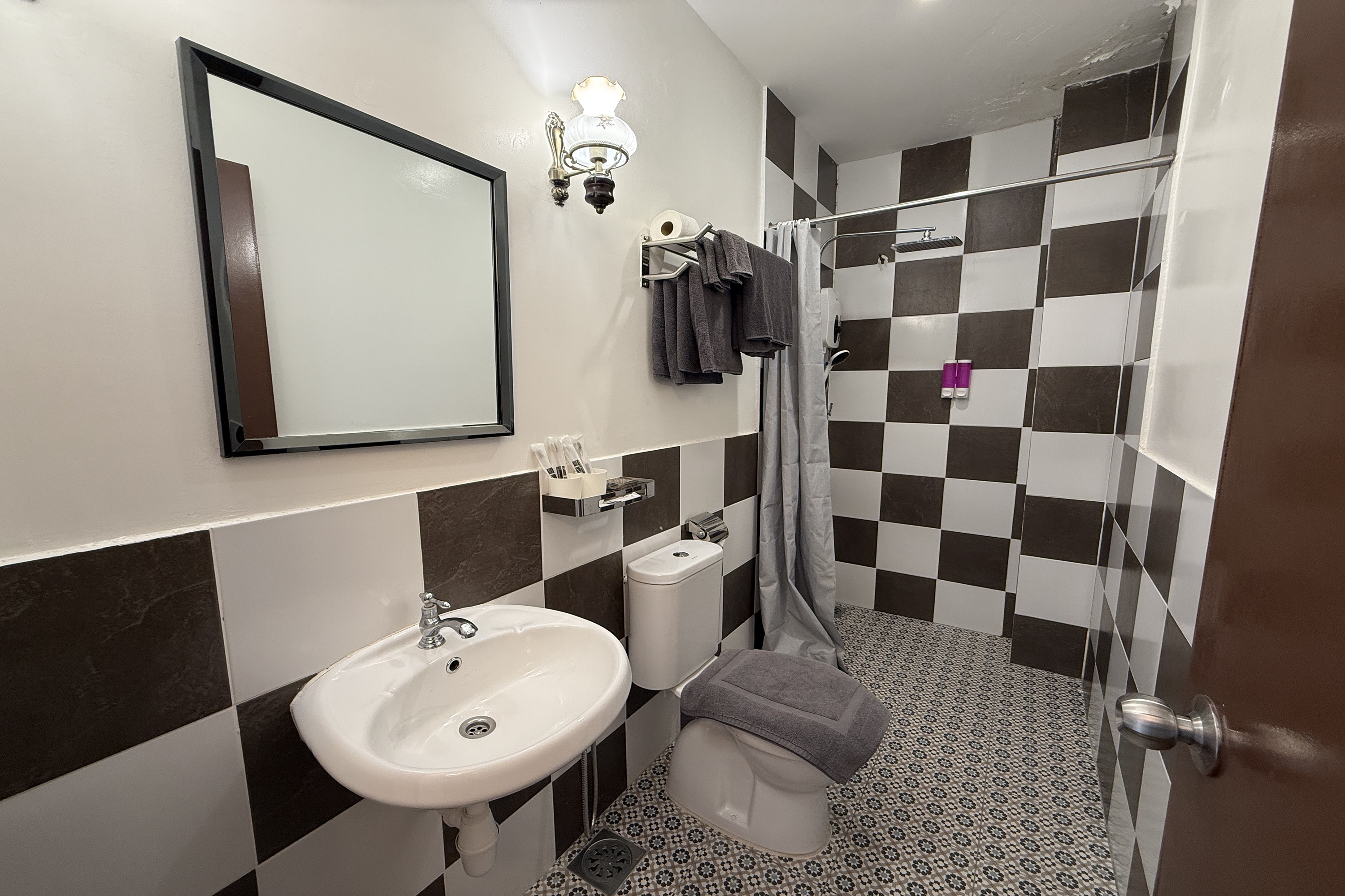 Room Two Double Beds