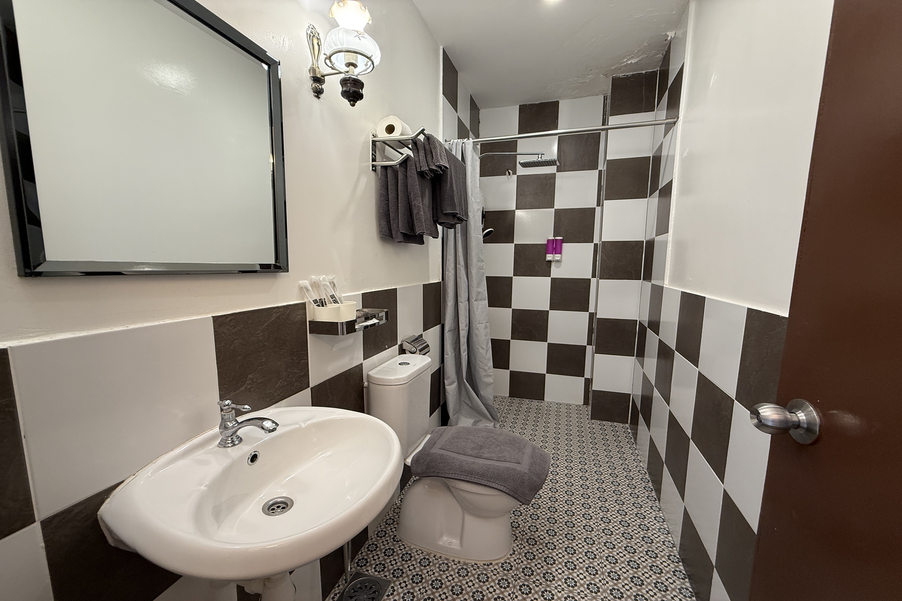 Room Two Double Beds