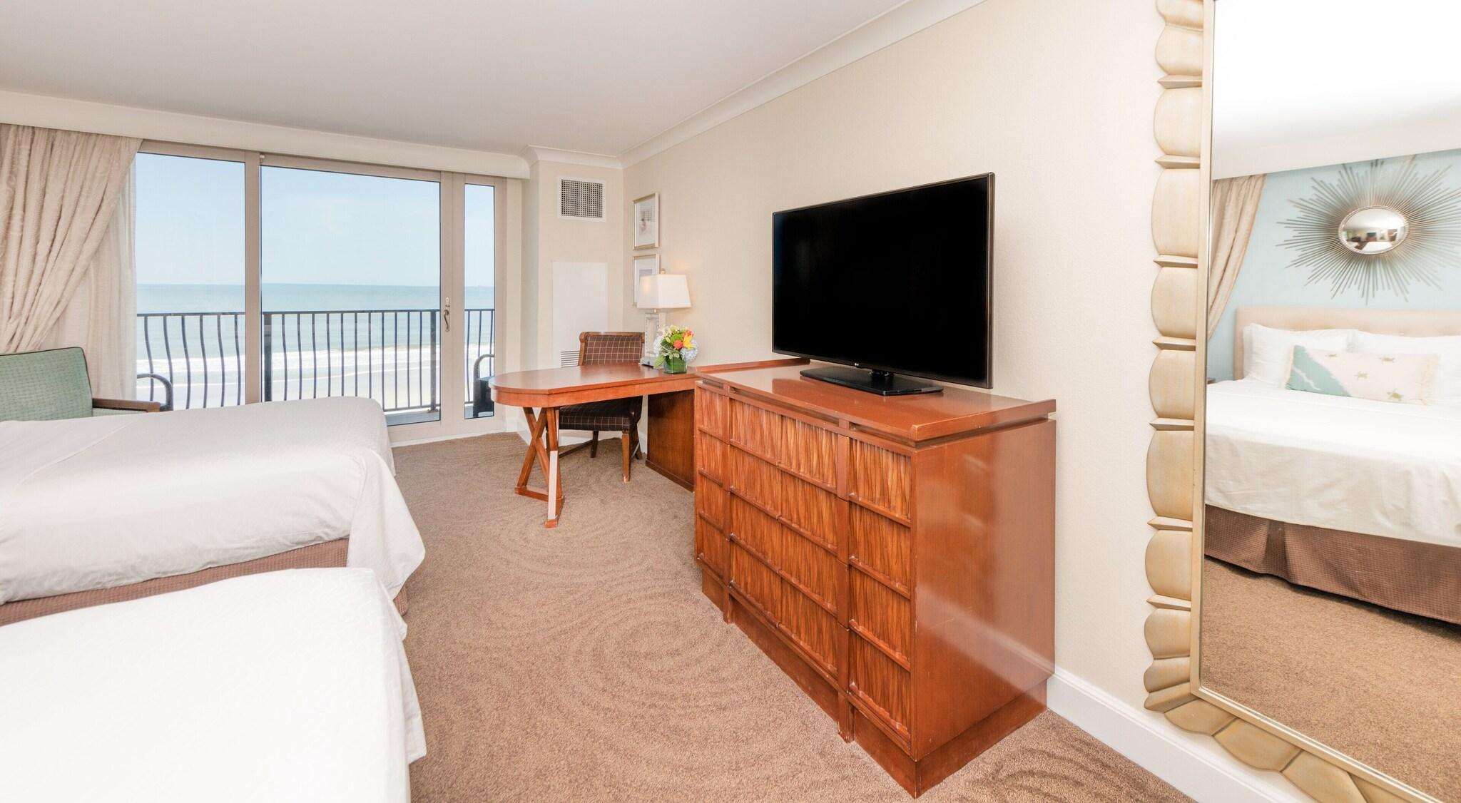 Double Ocean Front Two Double Beds