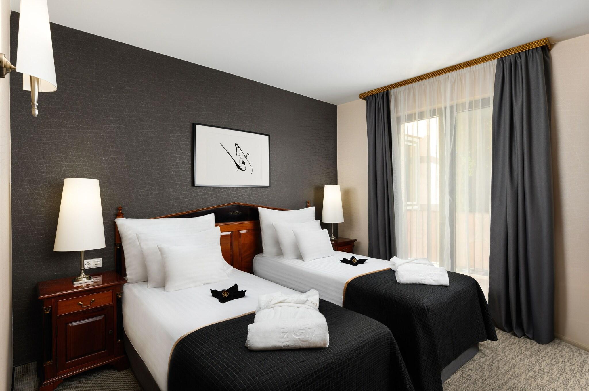 Double Superior King Bed