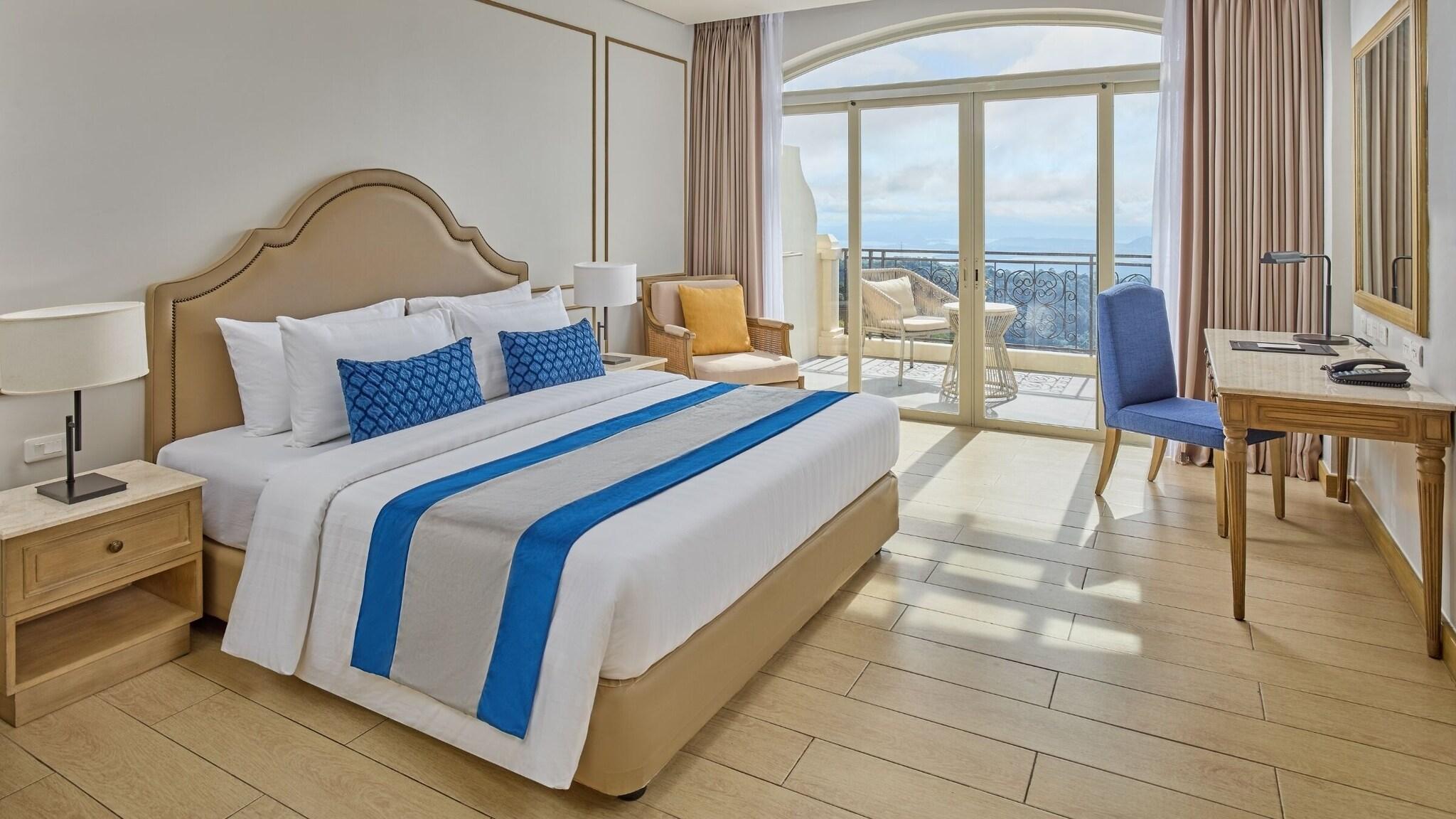 Double Executive King Bed