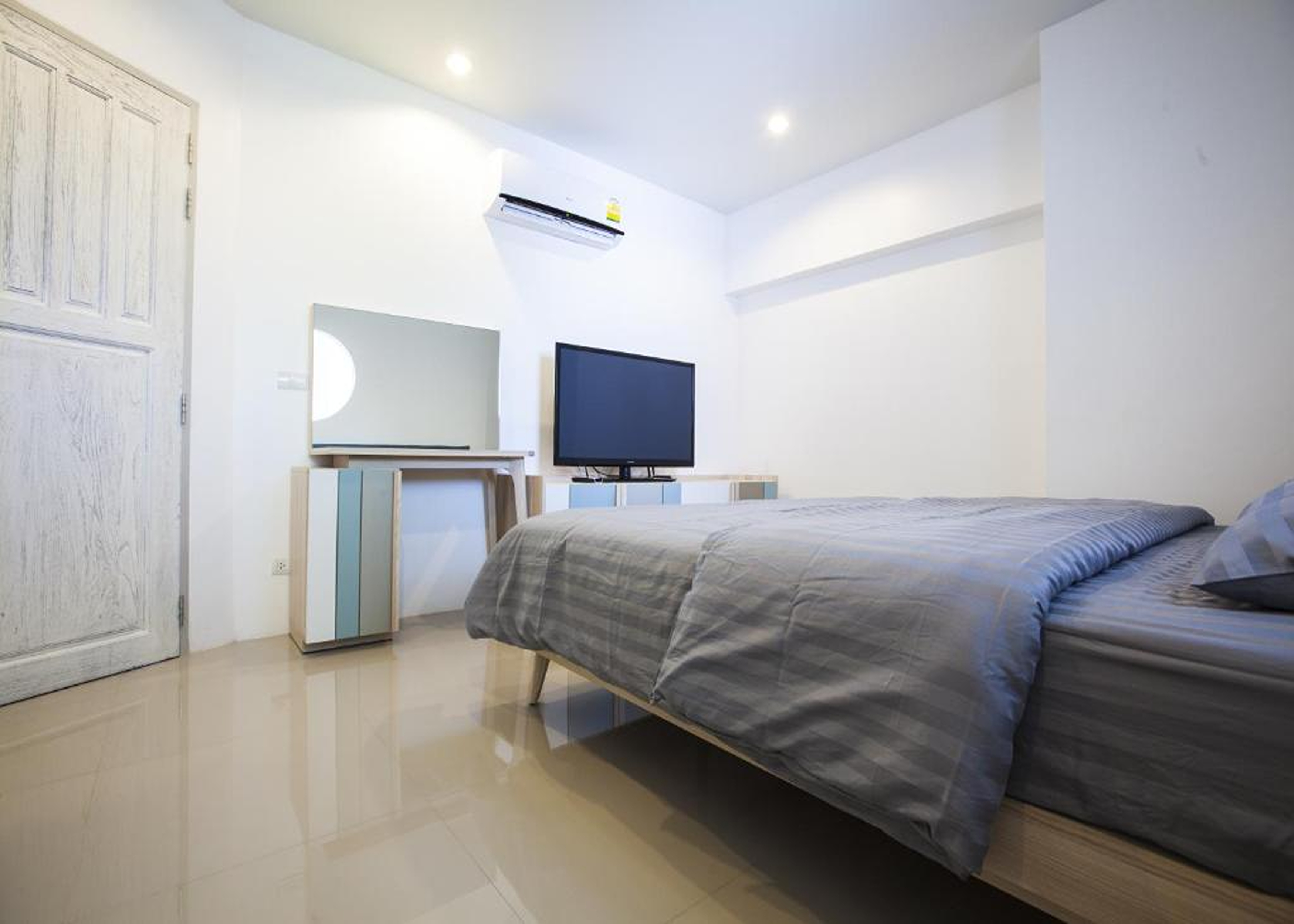 Double Deluxe Mountain View