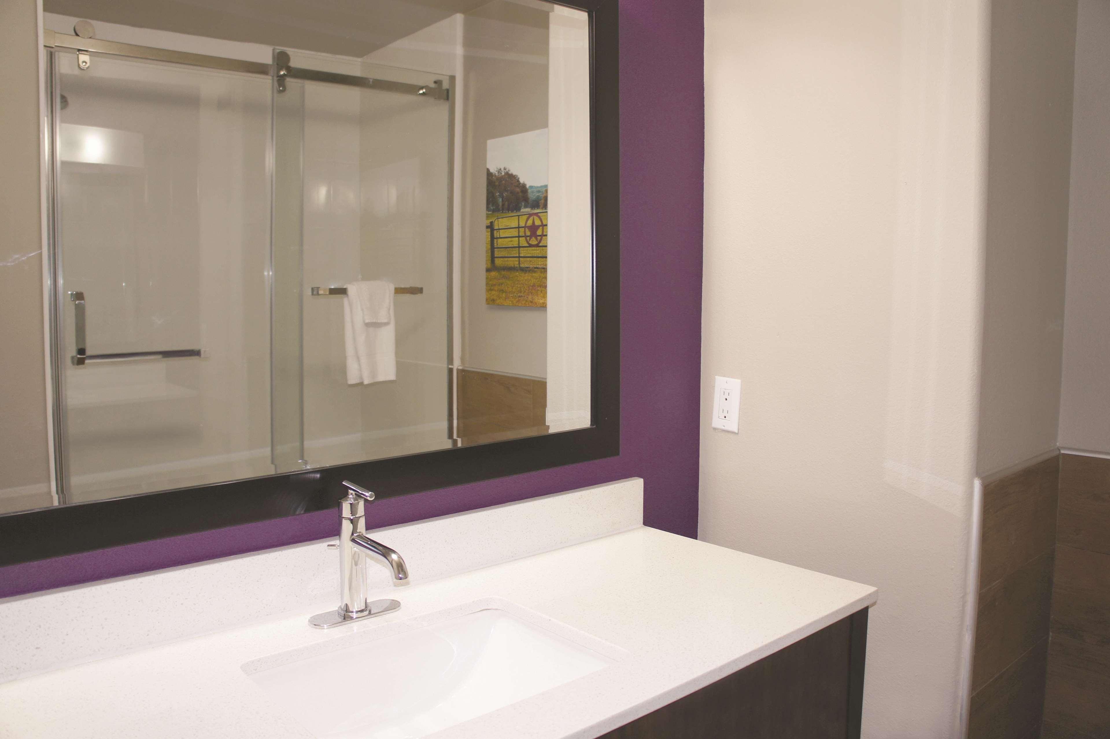 Room Deluxe Two Queen Beds