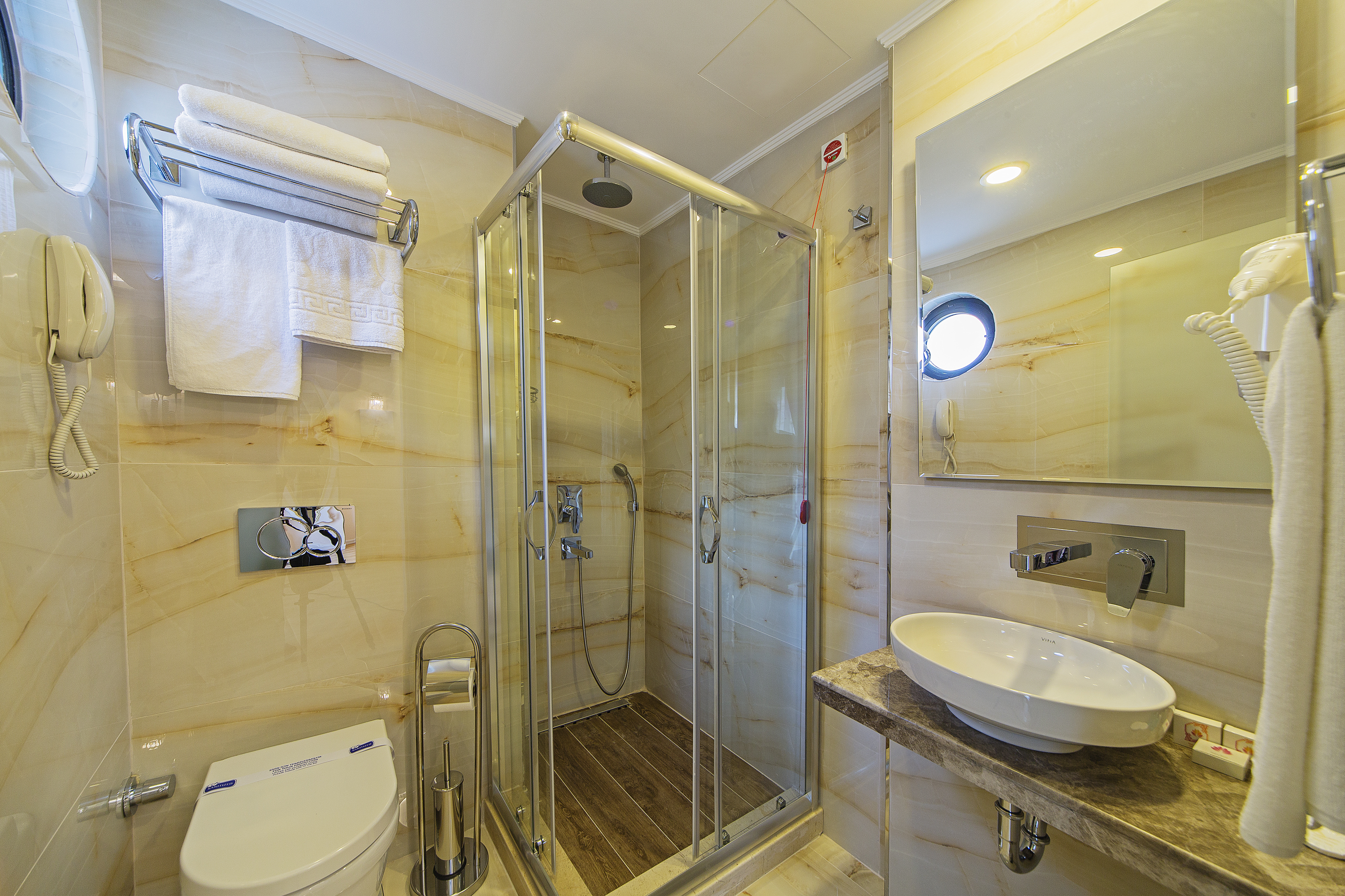 Double or Twin Standard