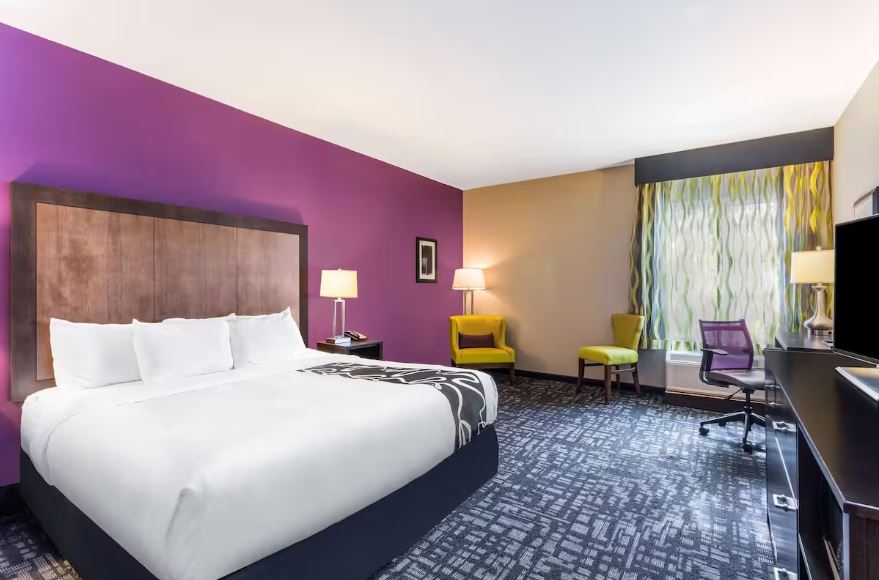 Room Deluxe King Bed