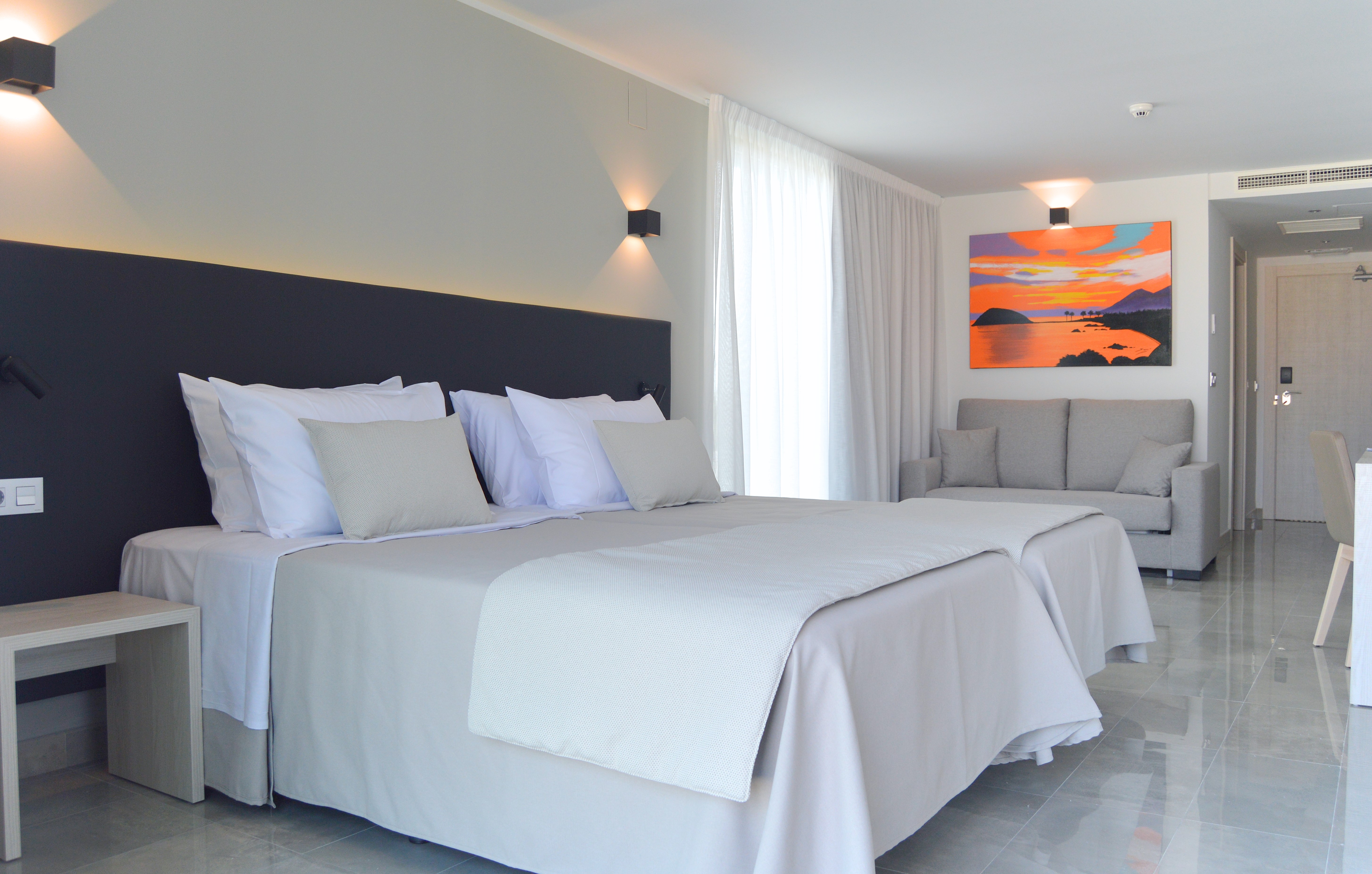 Double or Twin Standard