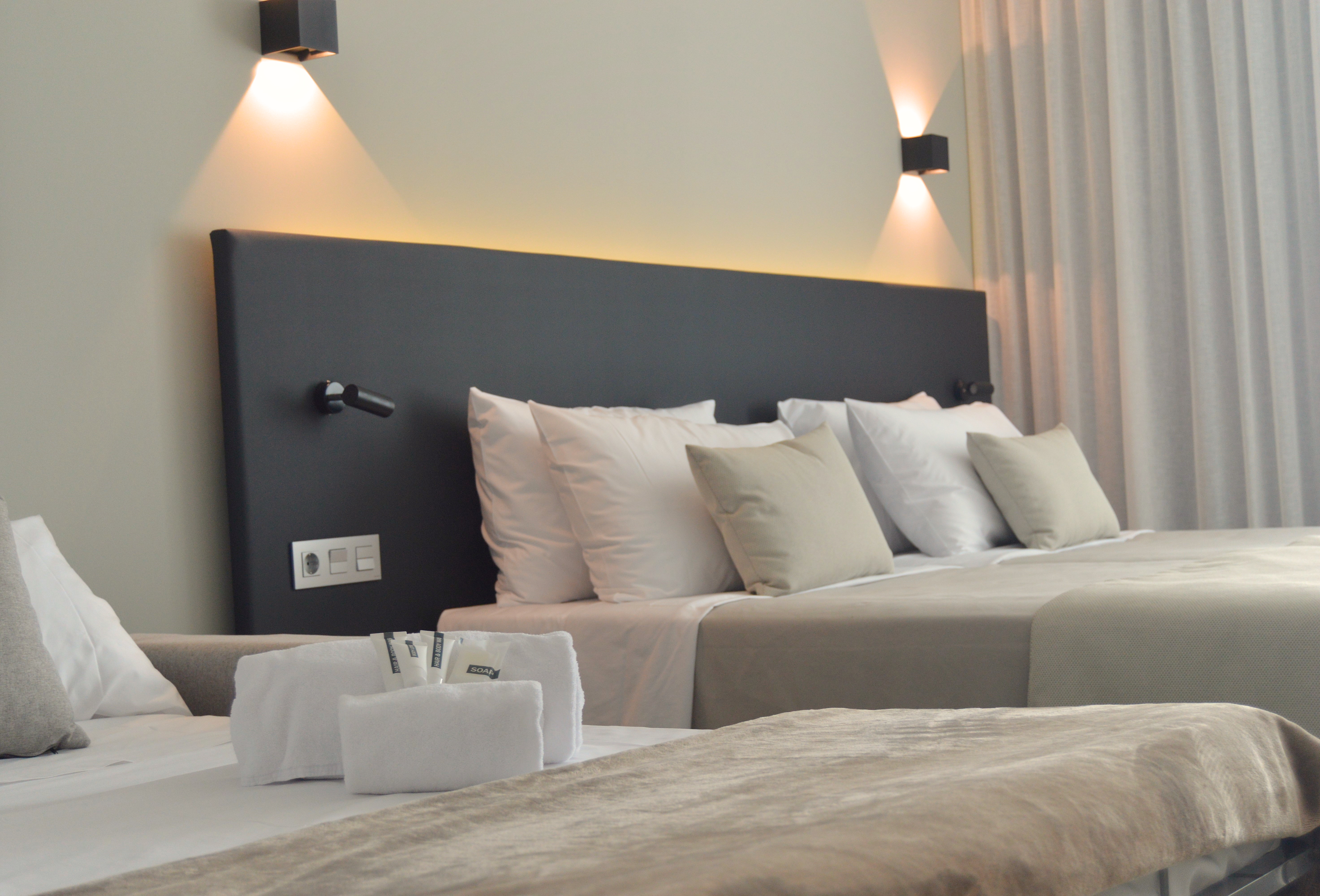 Double or Twin Standard