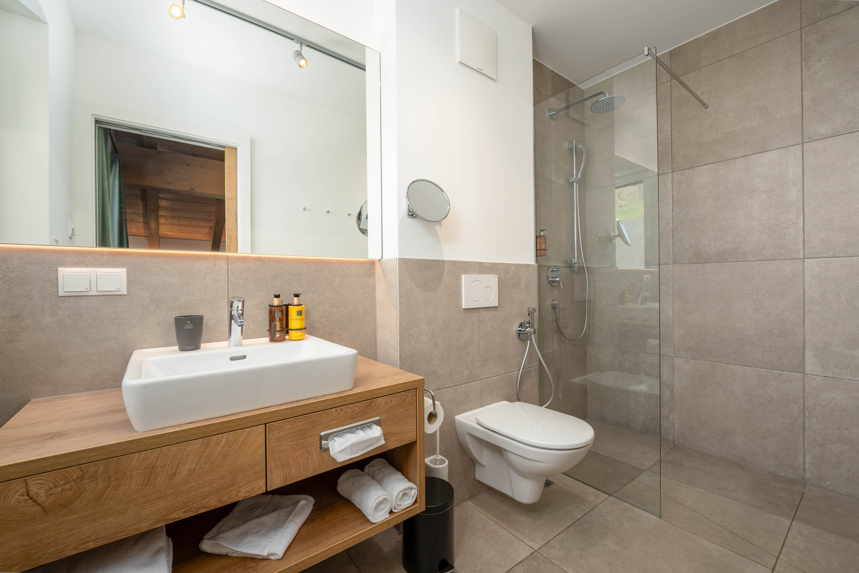 Suite Four Bedrooms