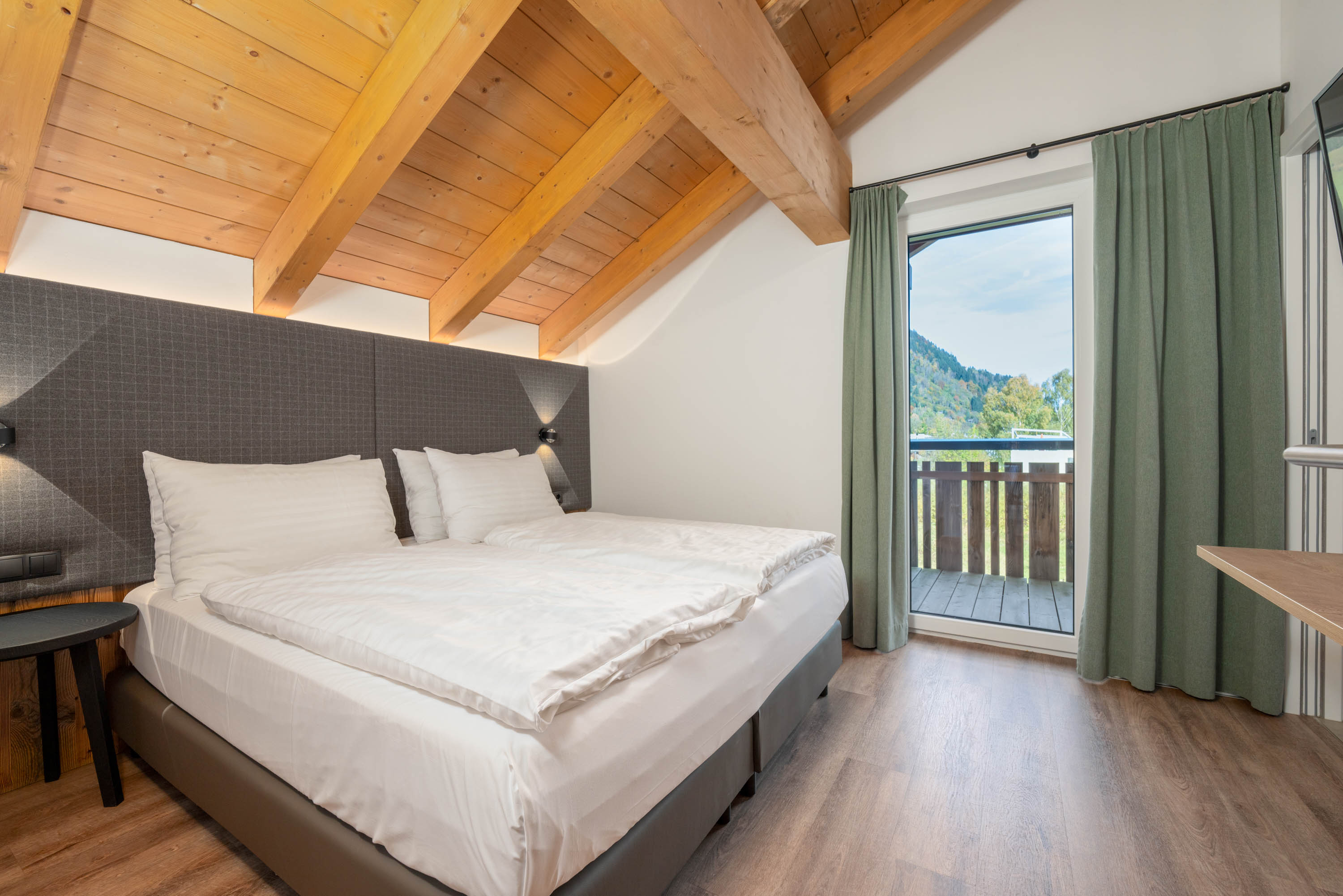 Suite Four Bedrooms