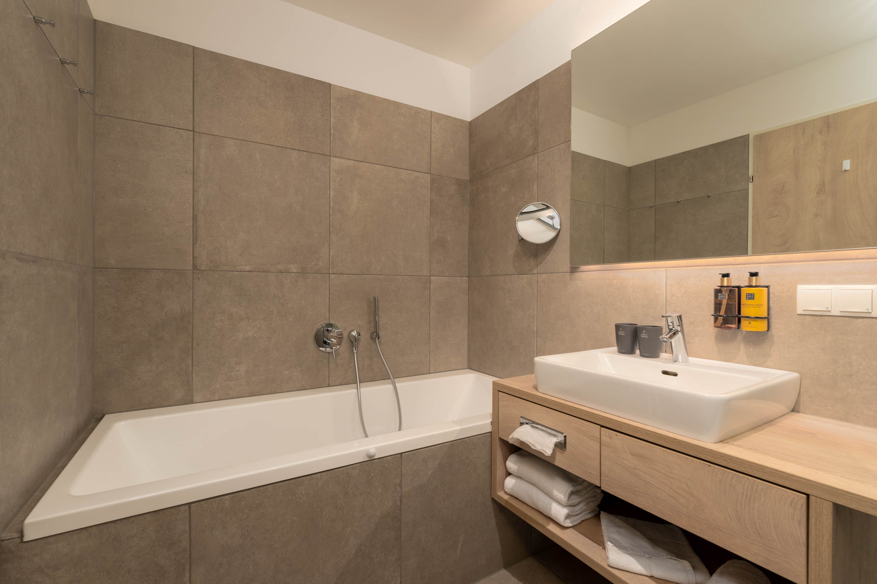 Suite Four Bedrooms