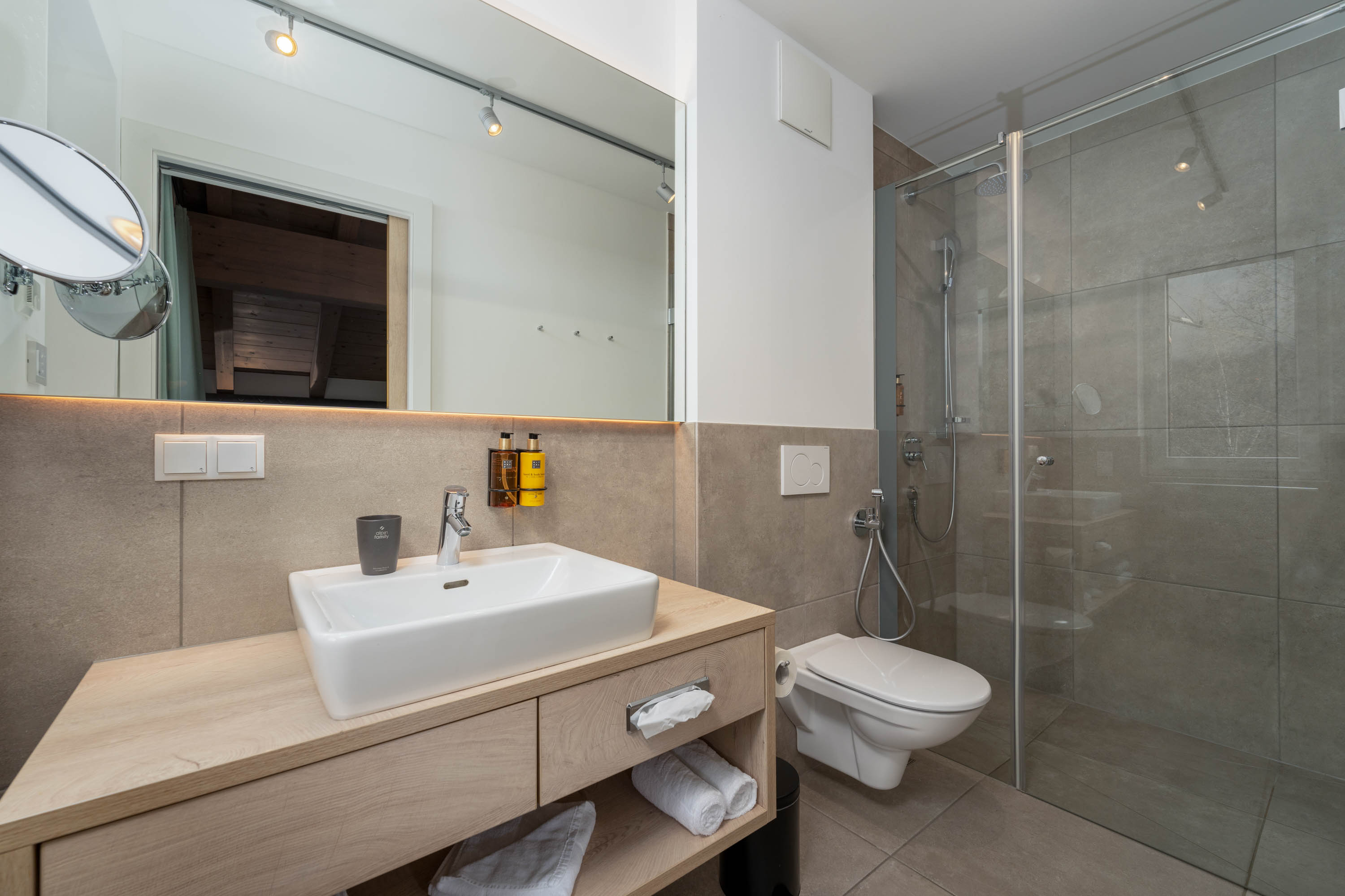 Suite Four Bedrooms