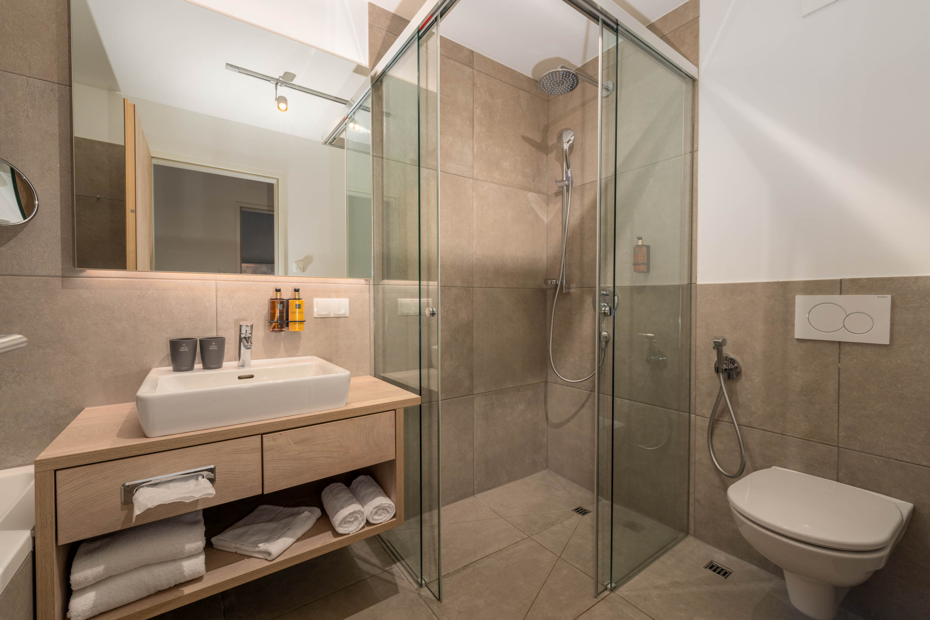 Suite Four Bedrooms