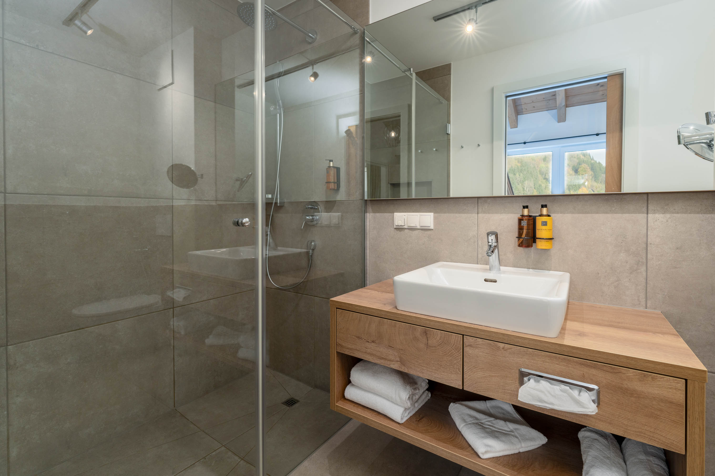 Suite Two Bedrooms