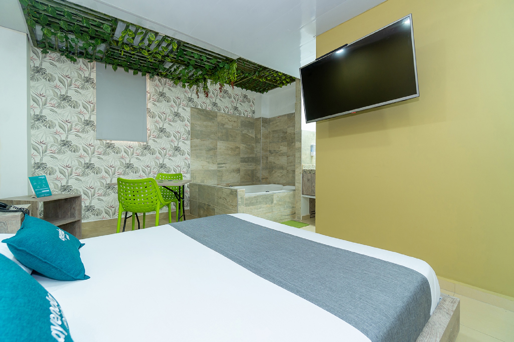 Double Superior King Bed