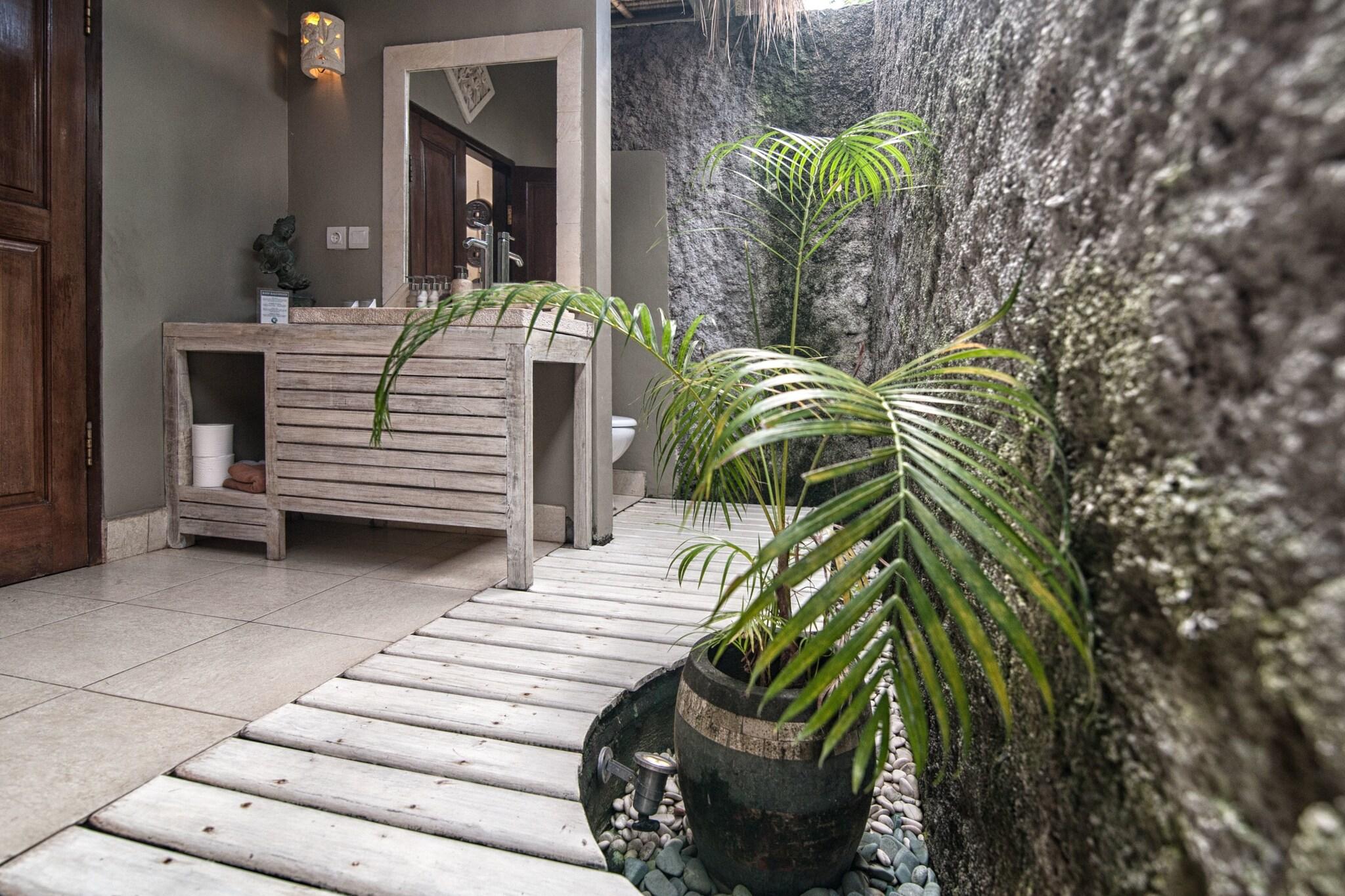 Double or Twin Deluxe Two Double Beds