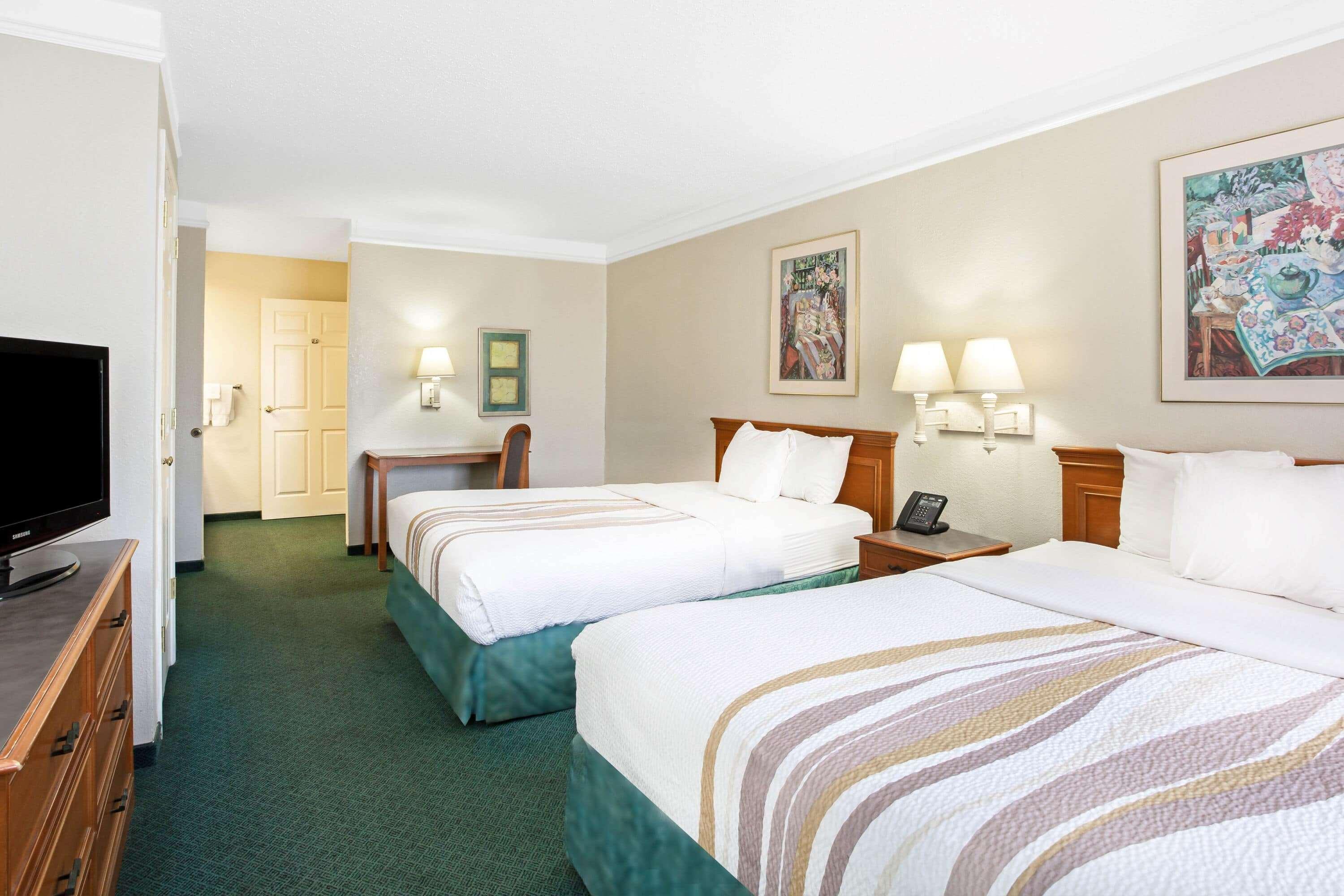 Room Two Double Beds