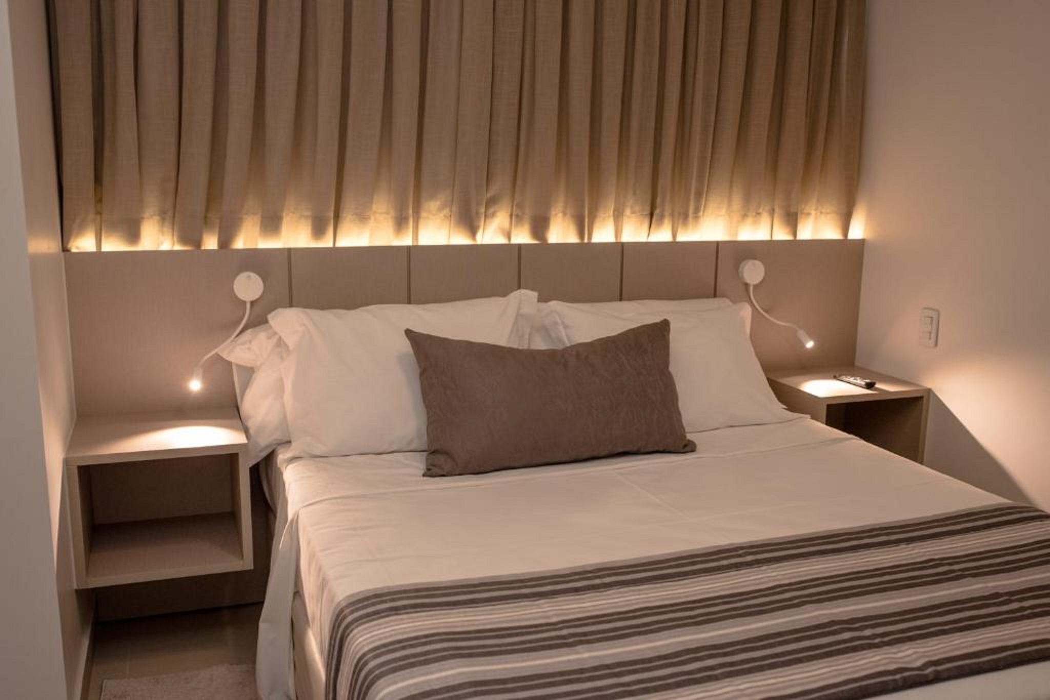 Single with Kitchenette