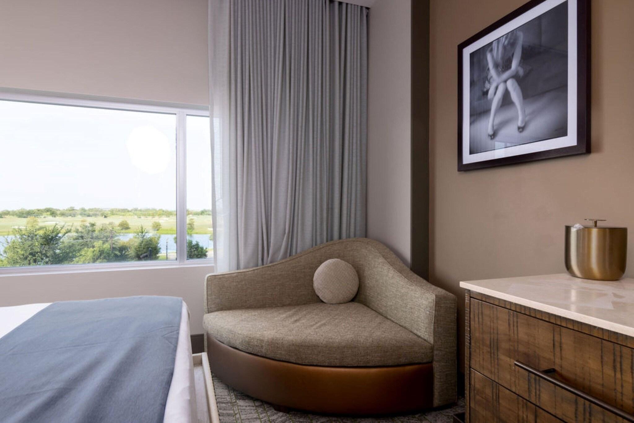 Double Deluxe Two Queen Beds