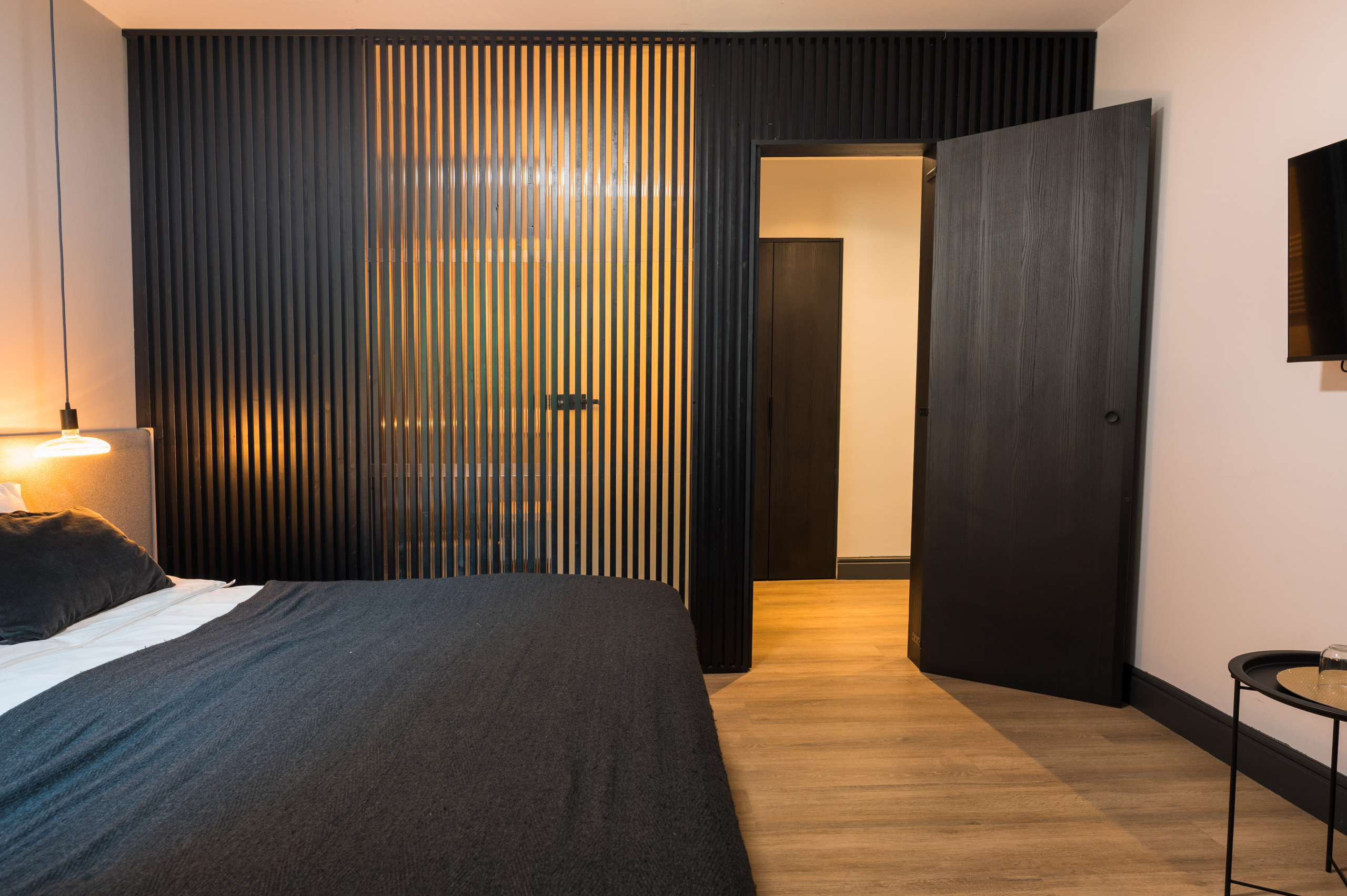 Double or Twin Deluxe King Bed