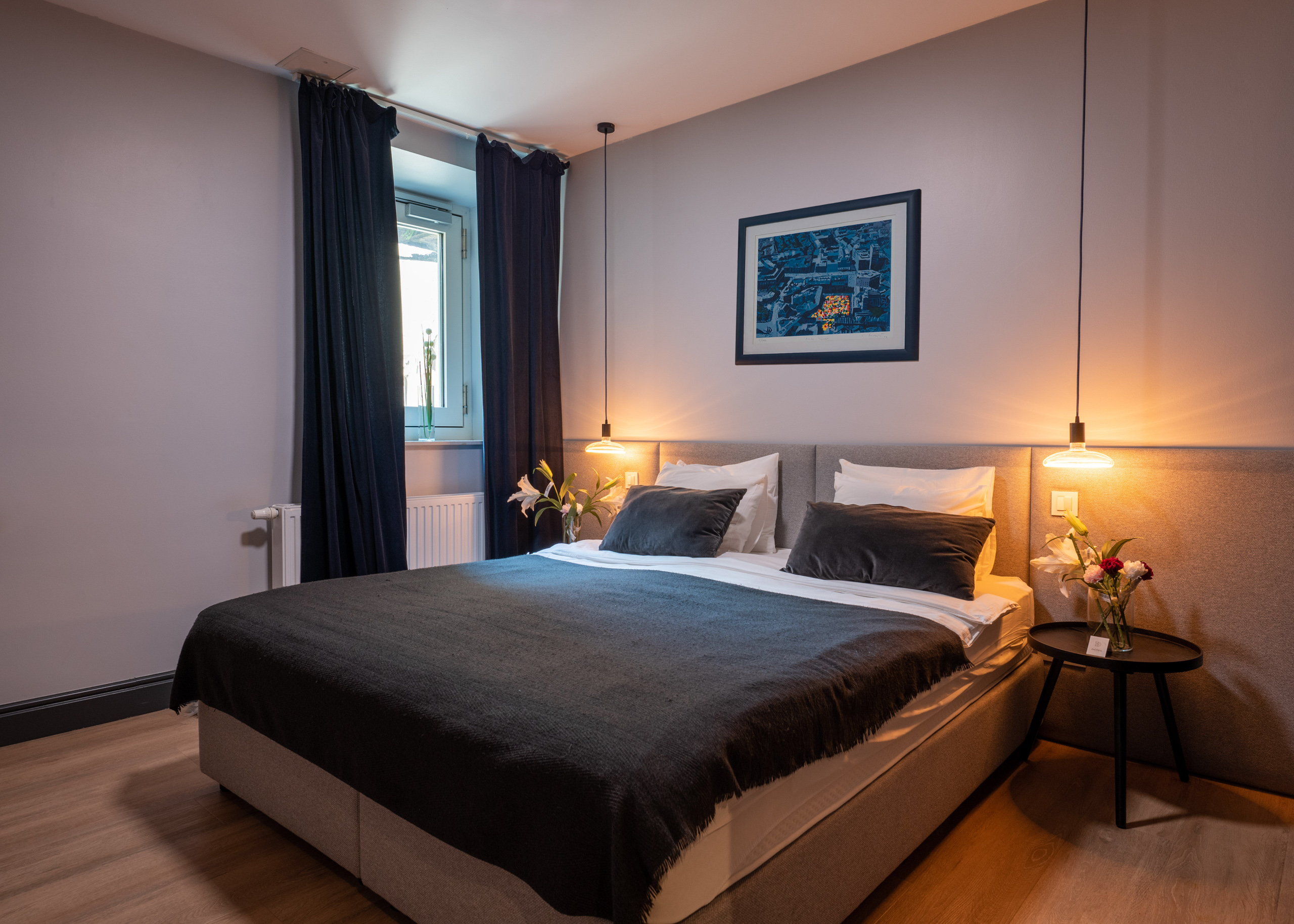 Double or Twin Deluxe King Bed