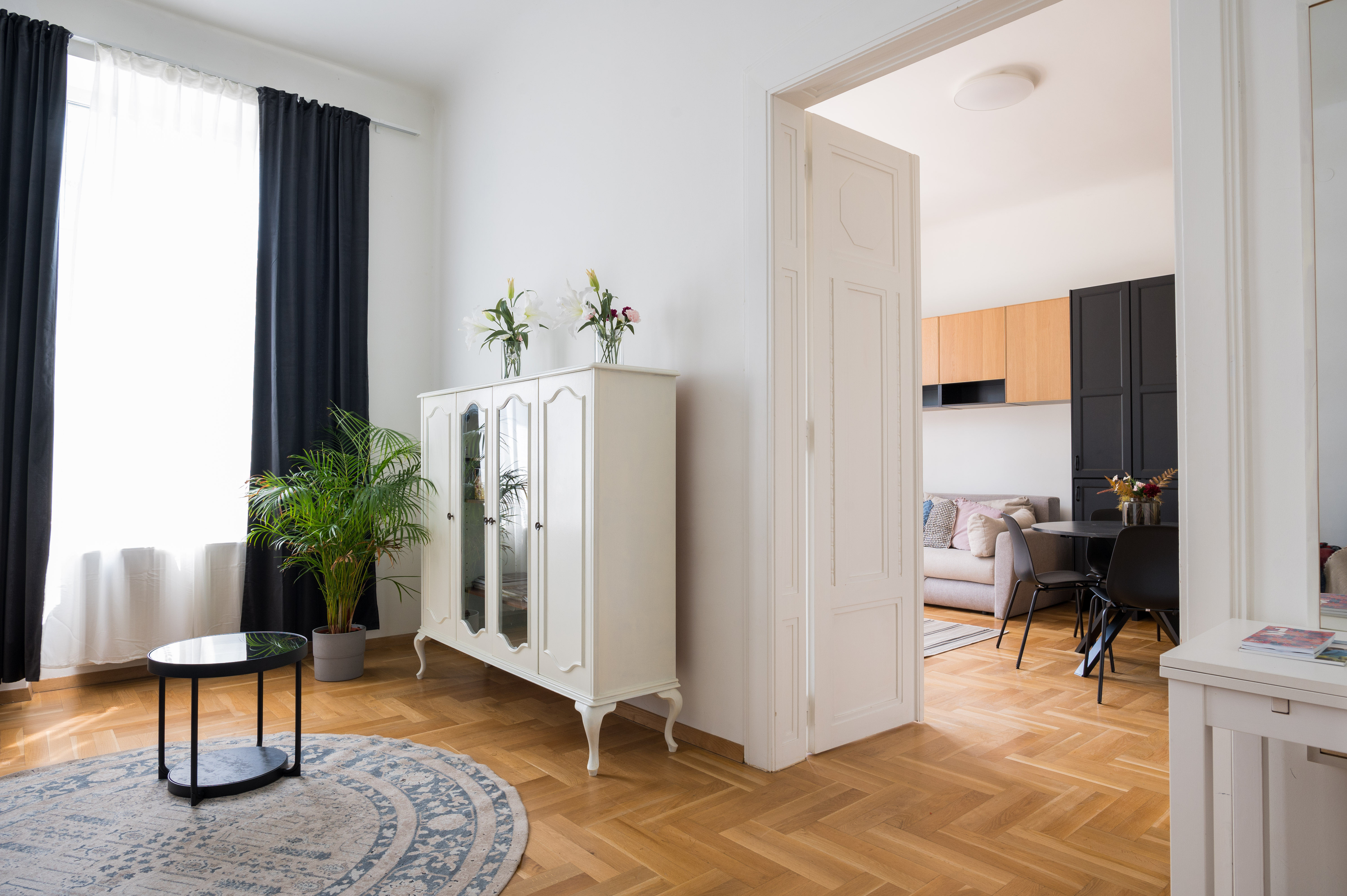 Suite Two Bedrooms One Bathroom