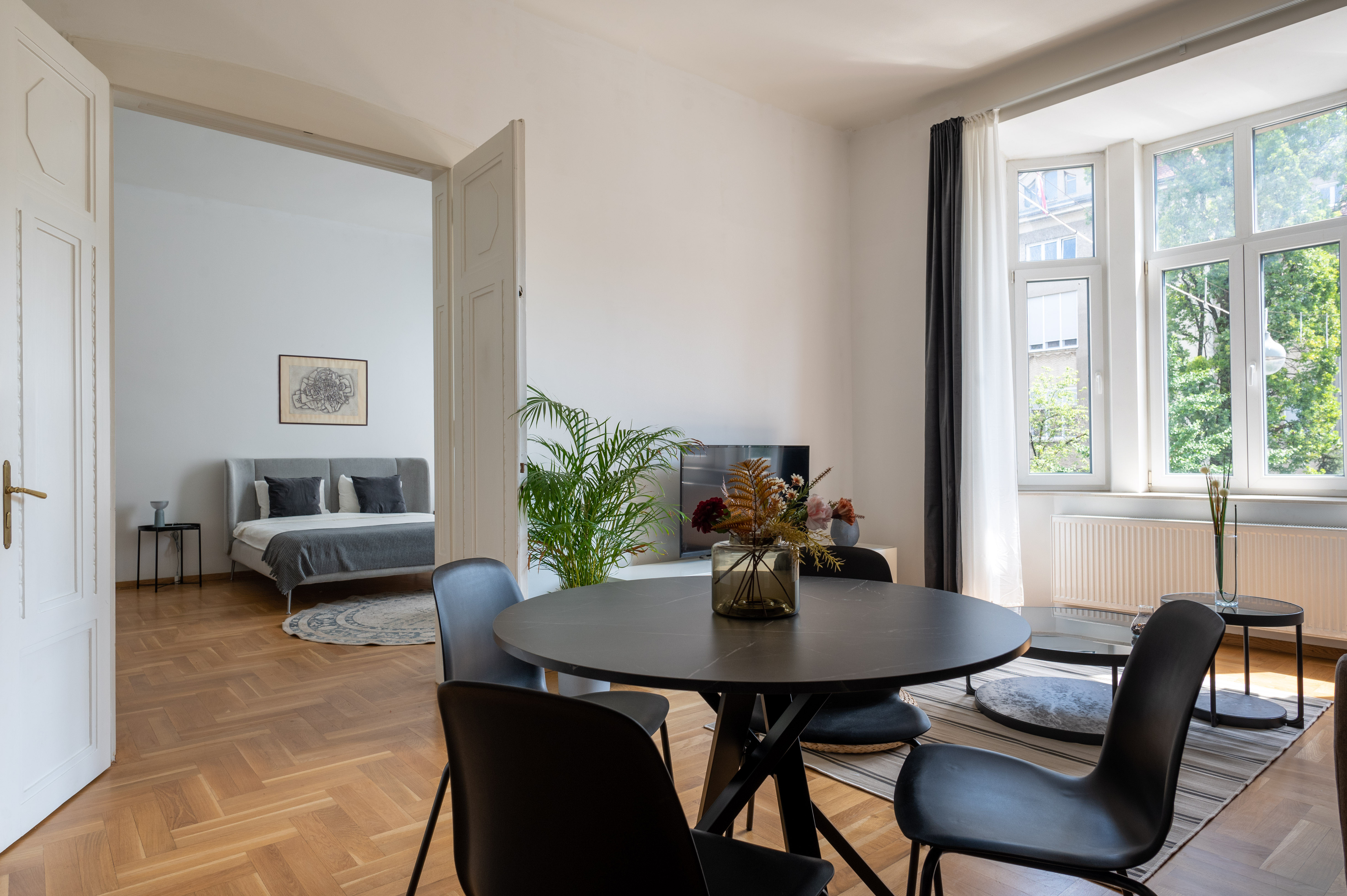 Suite Two Bedrooms One Bathroom