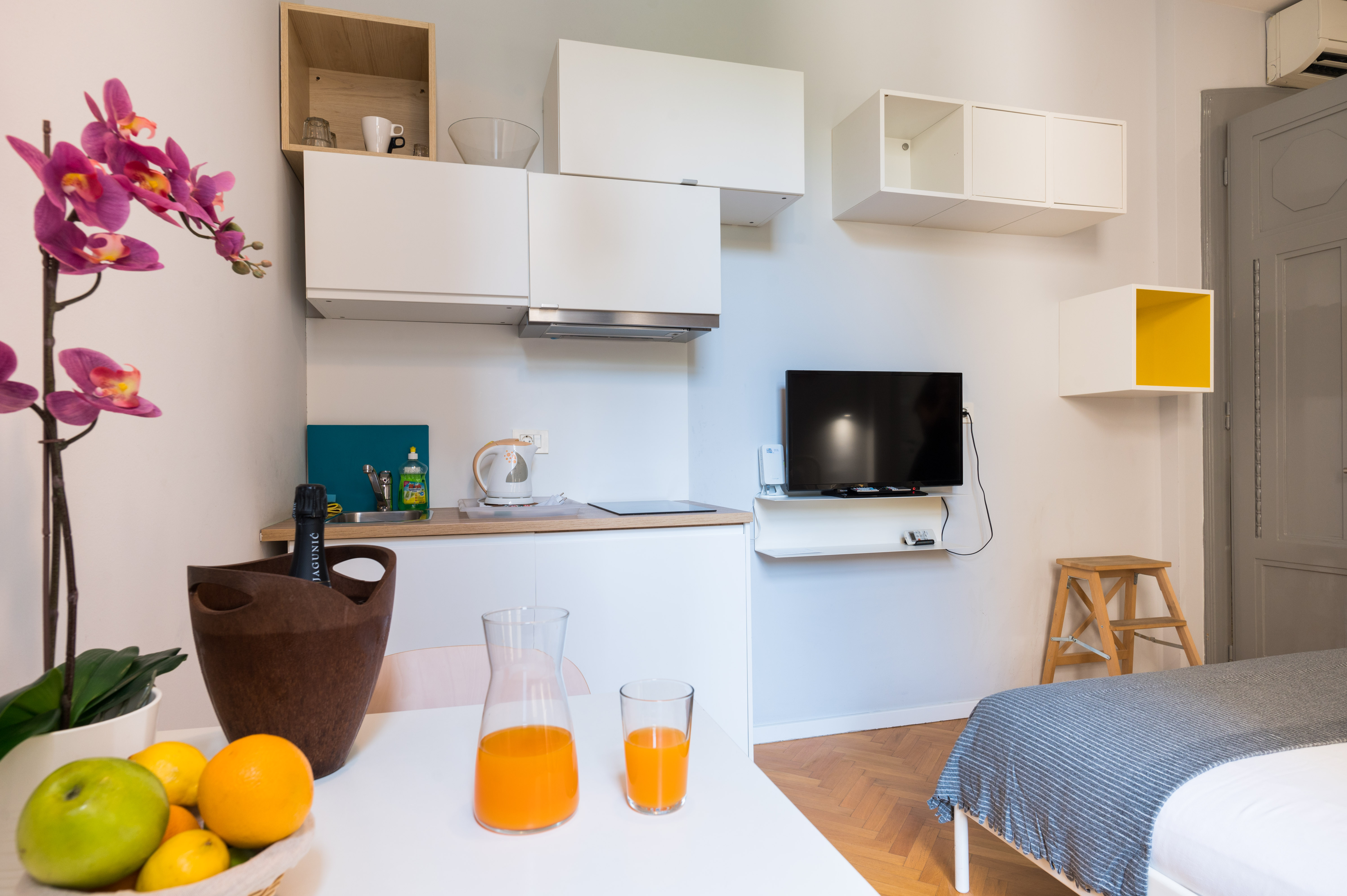 Studio One Bedroom with Kitchenette