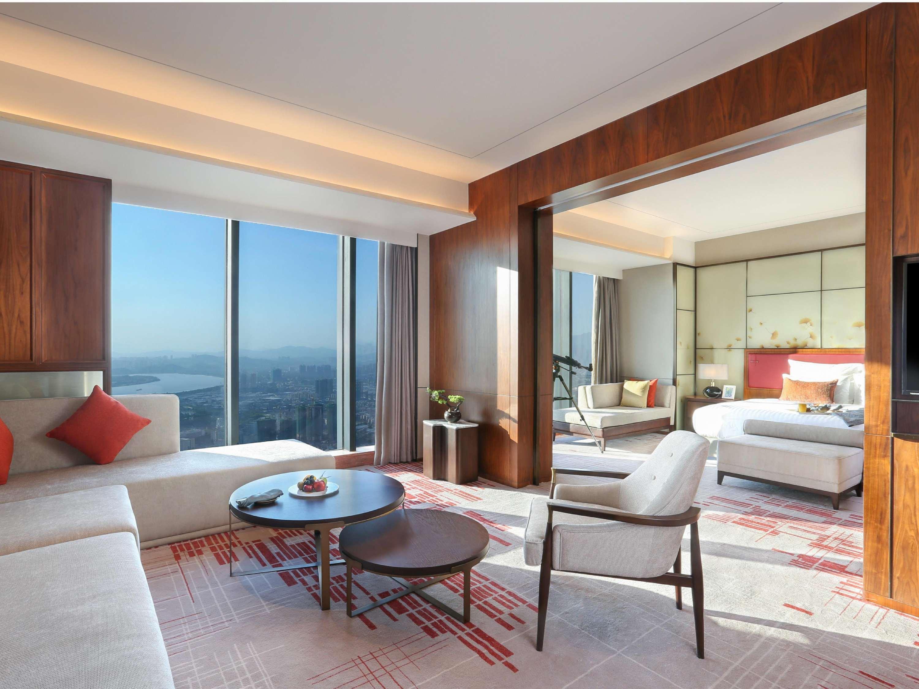 Suite Deluxe River View