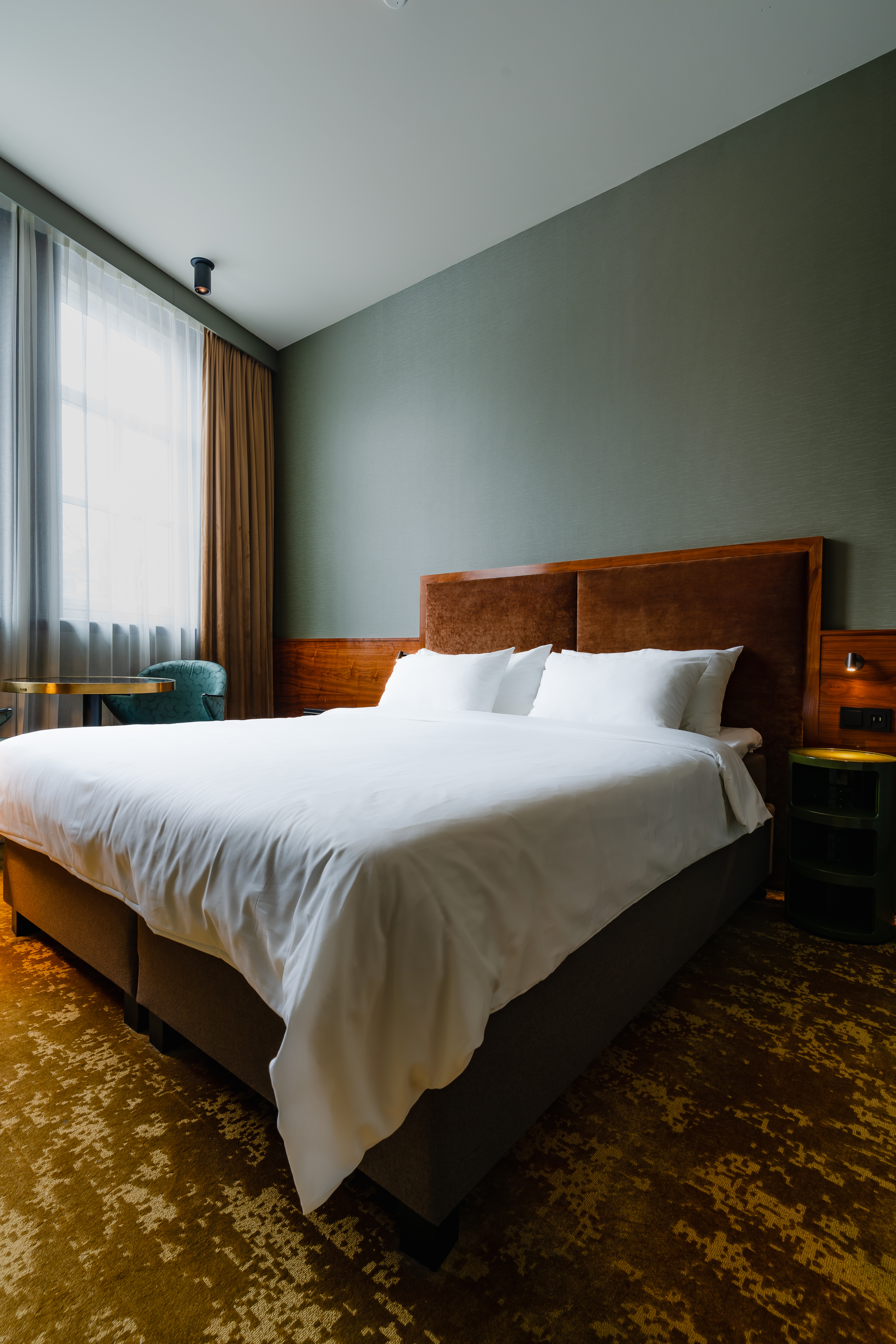 Double Executive Canal View