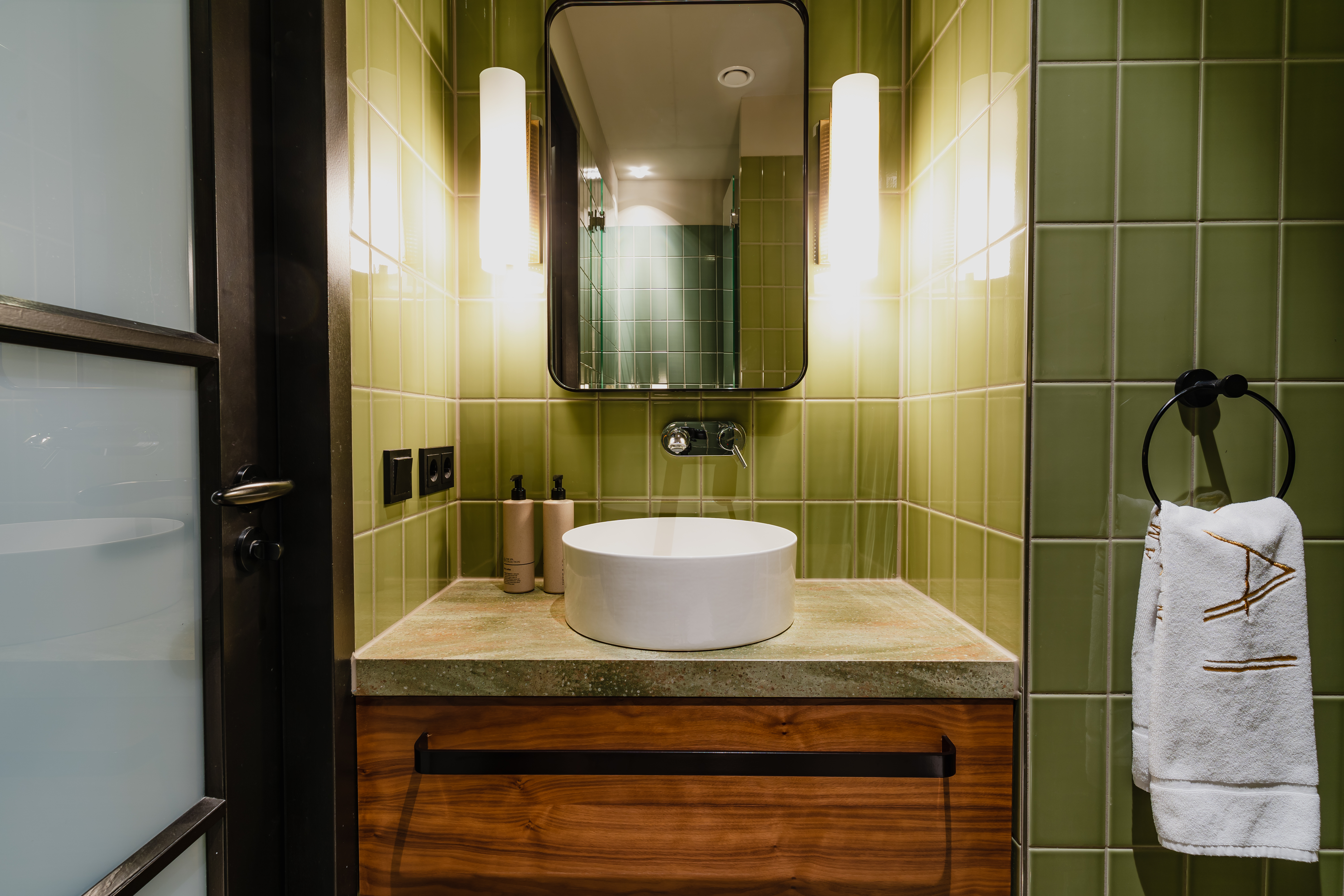 Double Executive Canal View