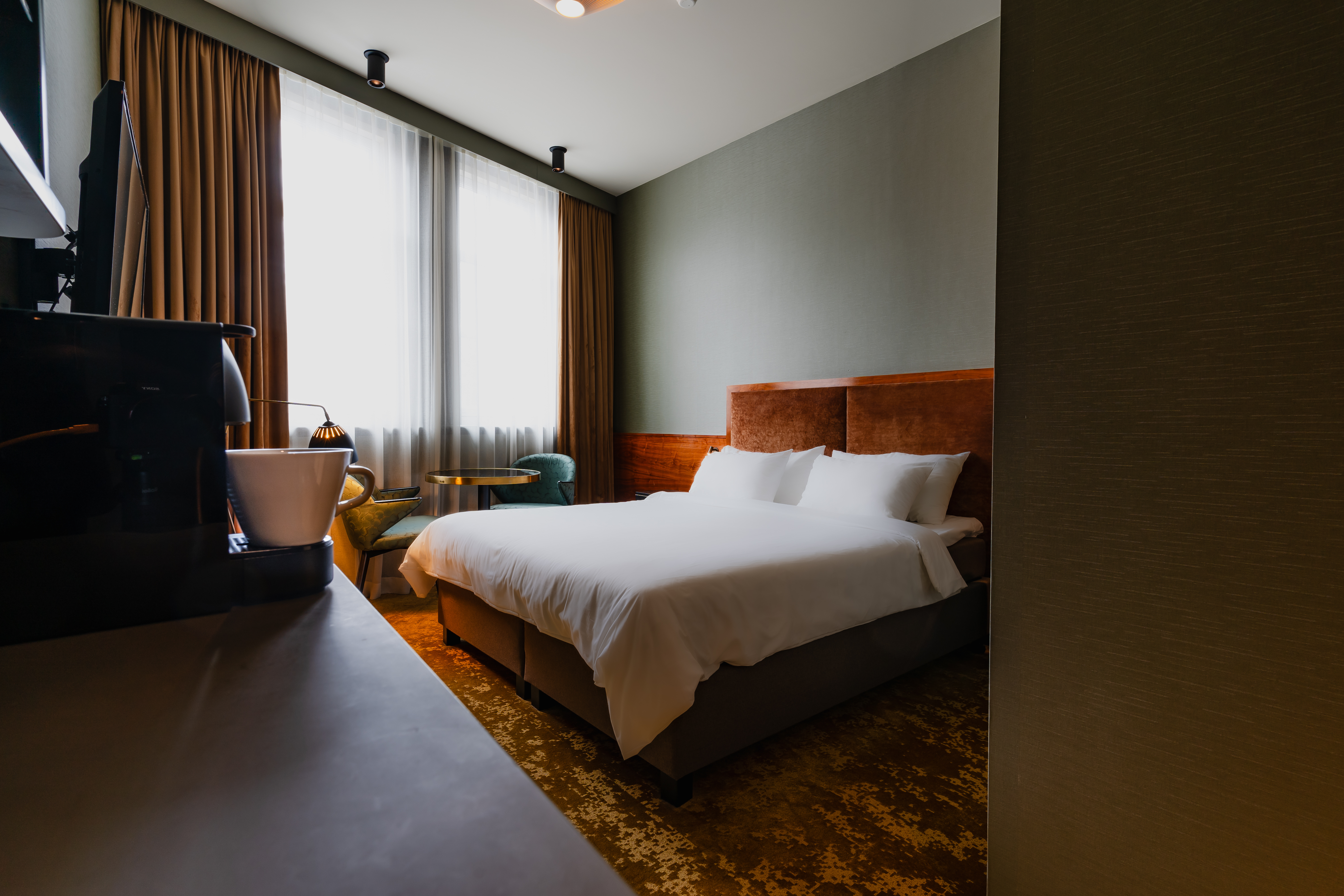 Double Executive Canal View