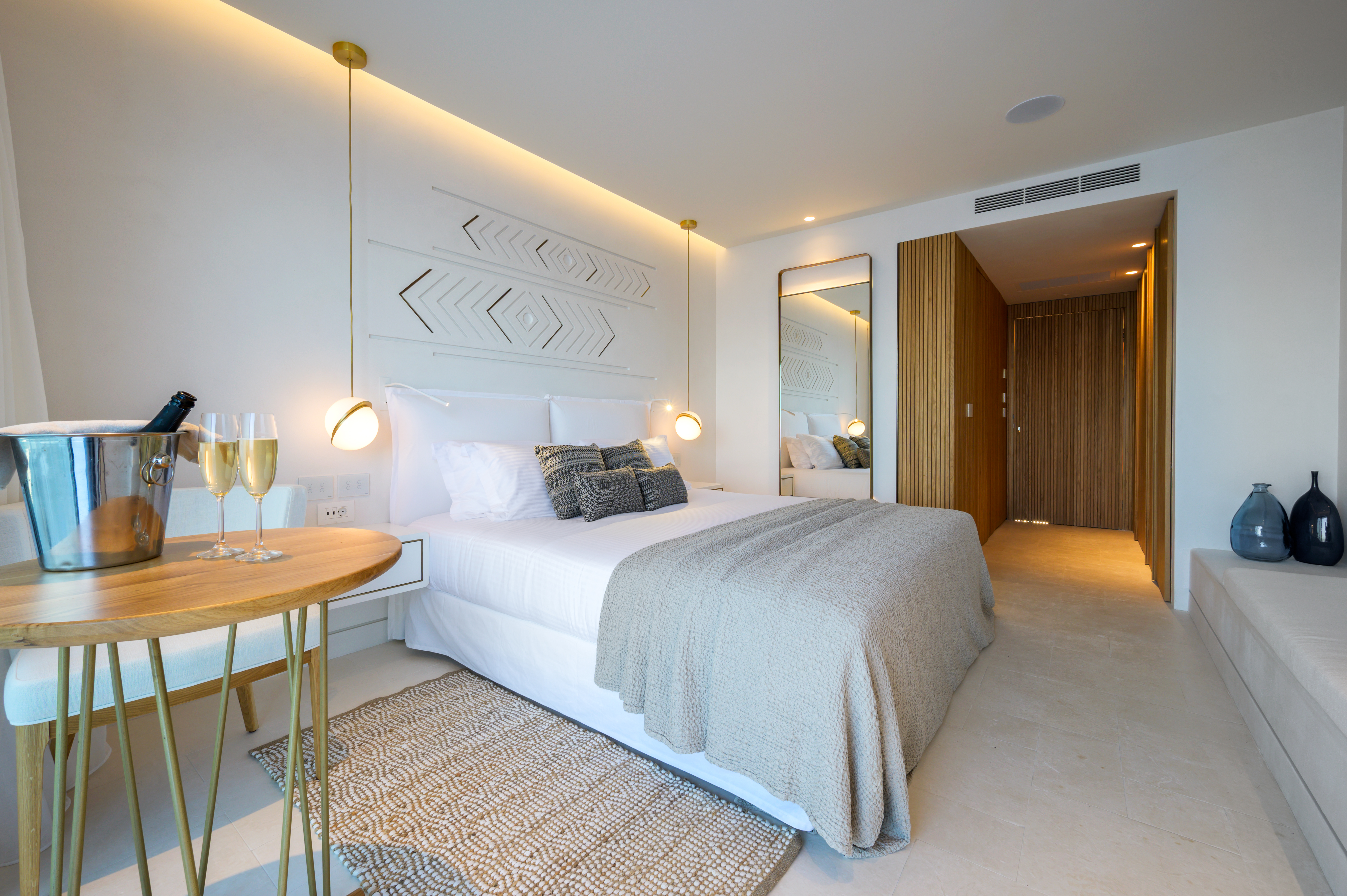 Double or Twin Standard