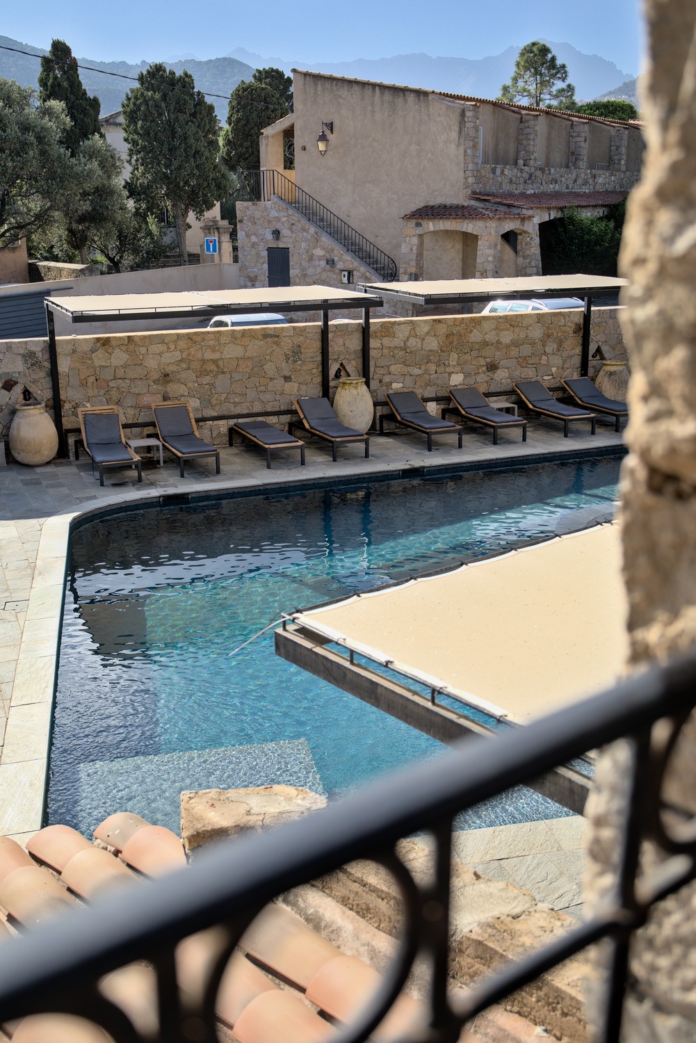 Apartment One Bedroom One Bathroom