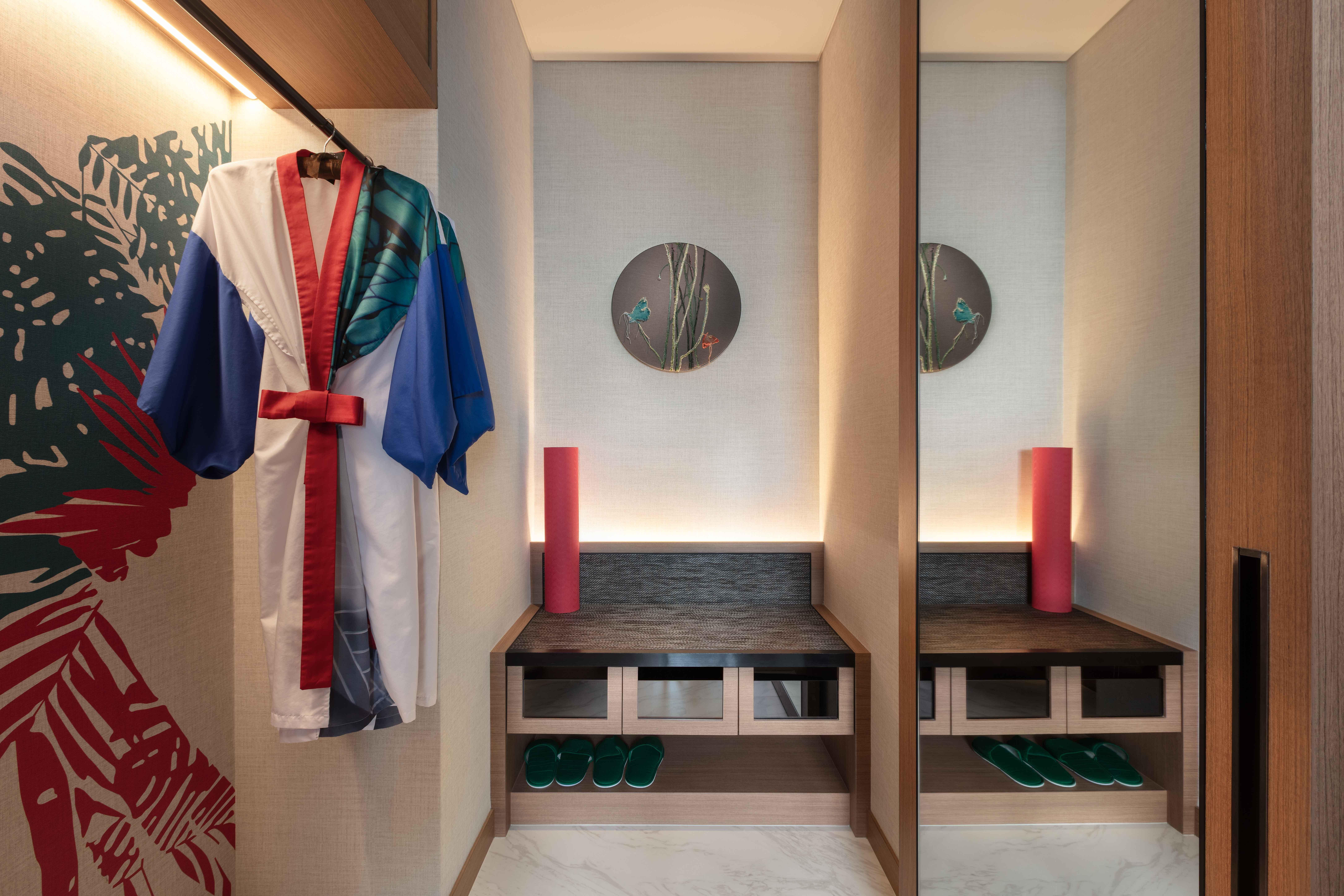 Studio King Size Bed