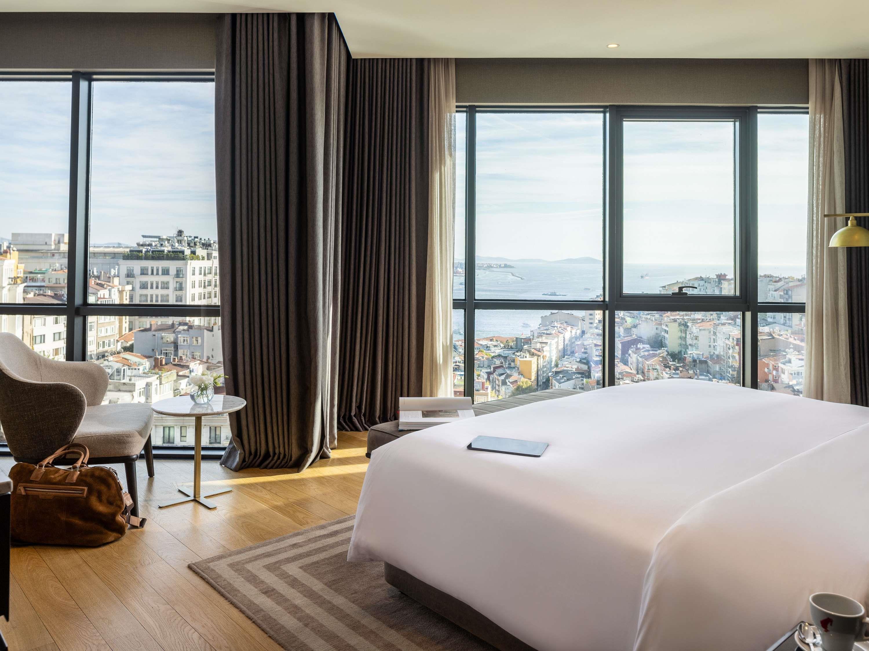 Twin Luxury