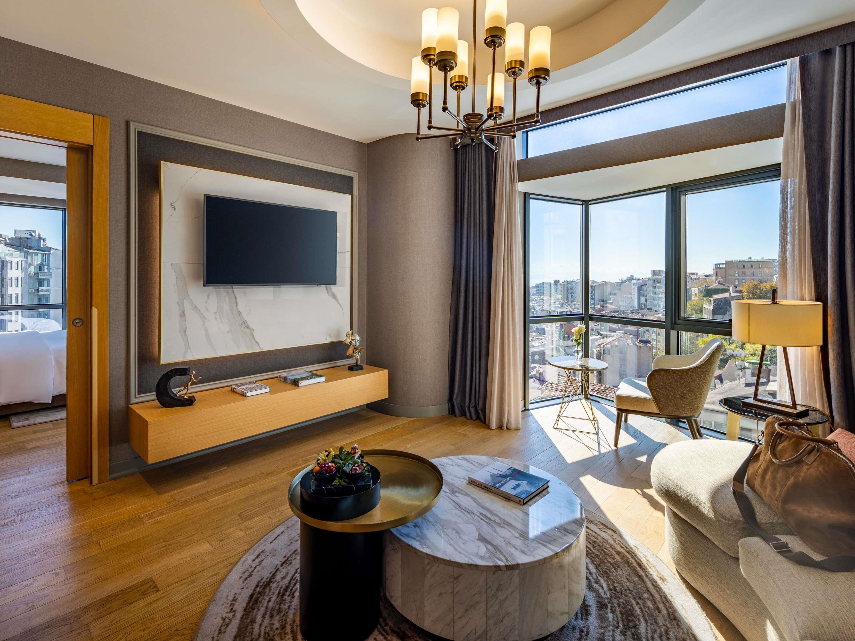 Twin Luxury