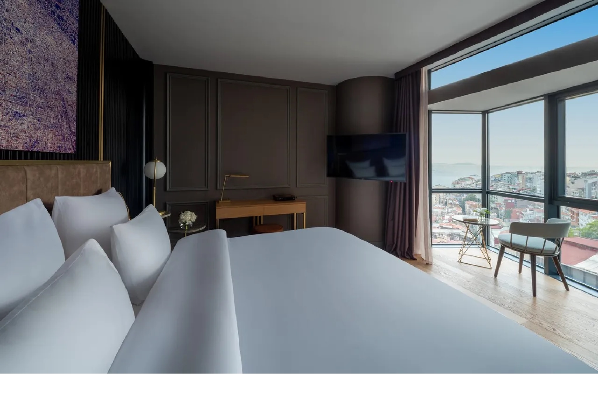 Junior Suite King Size Bed