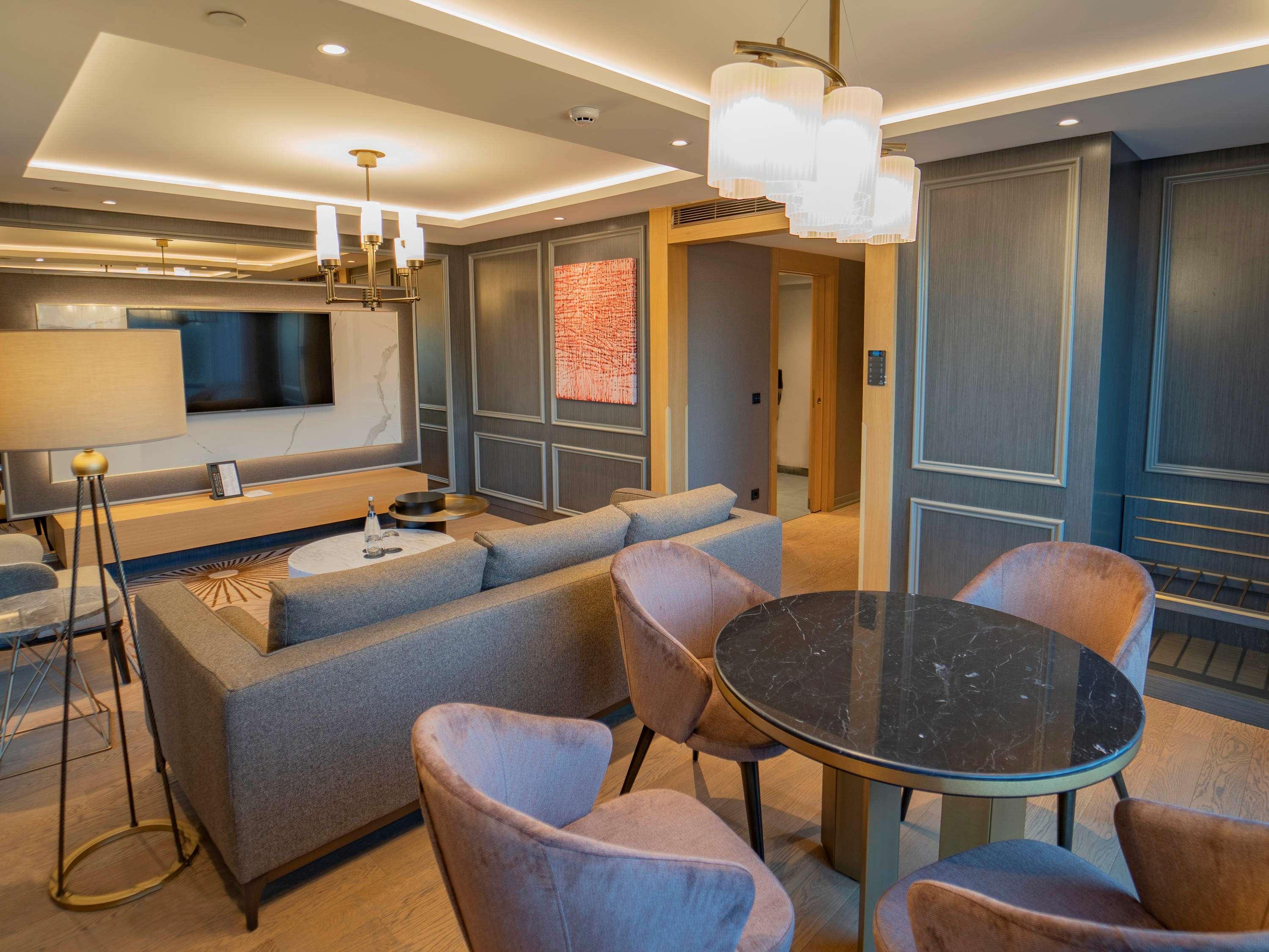 Suite Duplex with Views