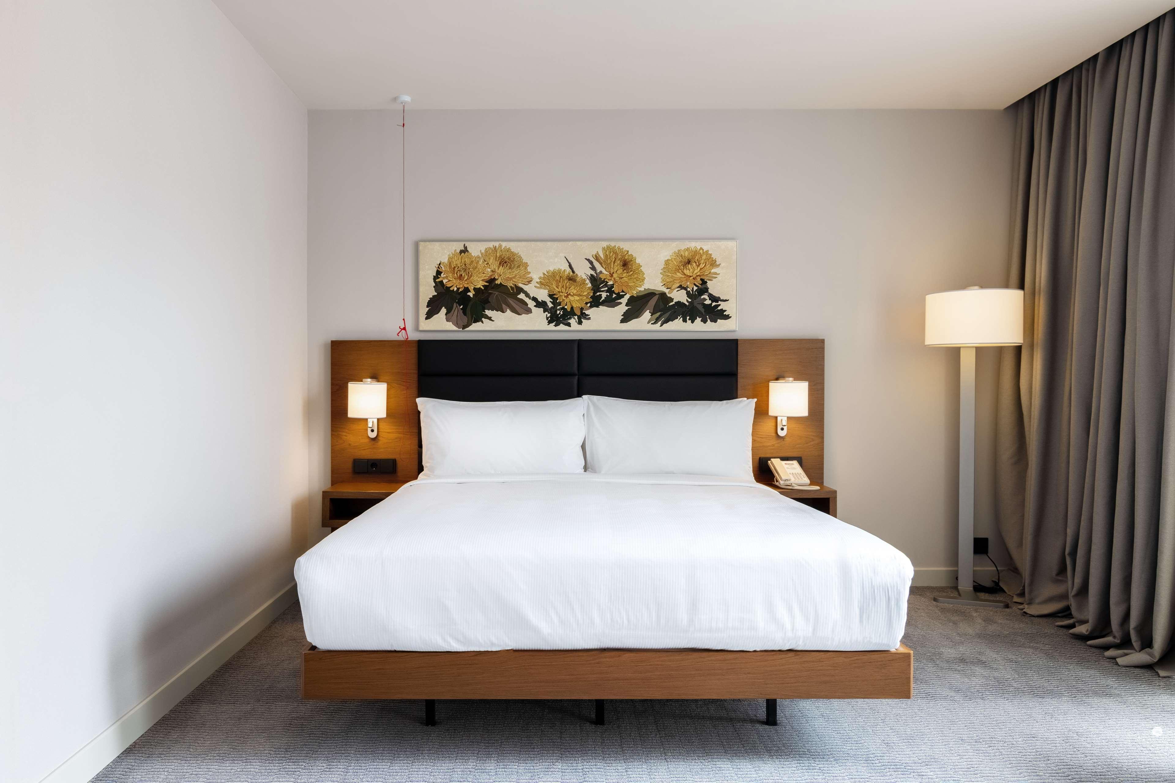 Double King Size Bed