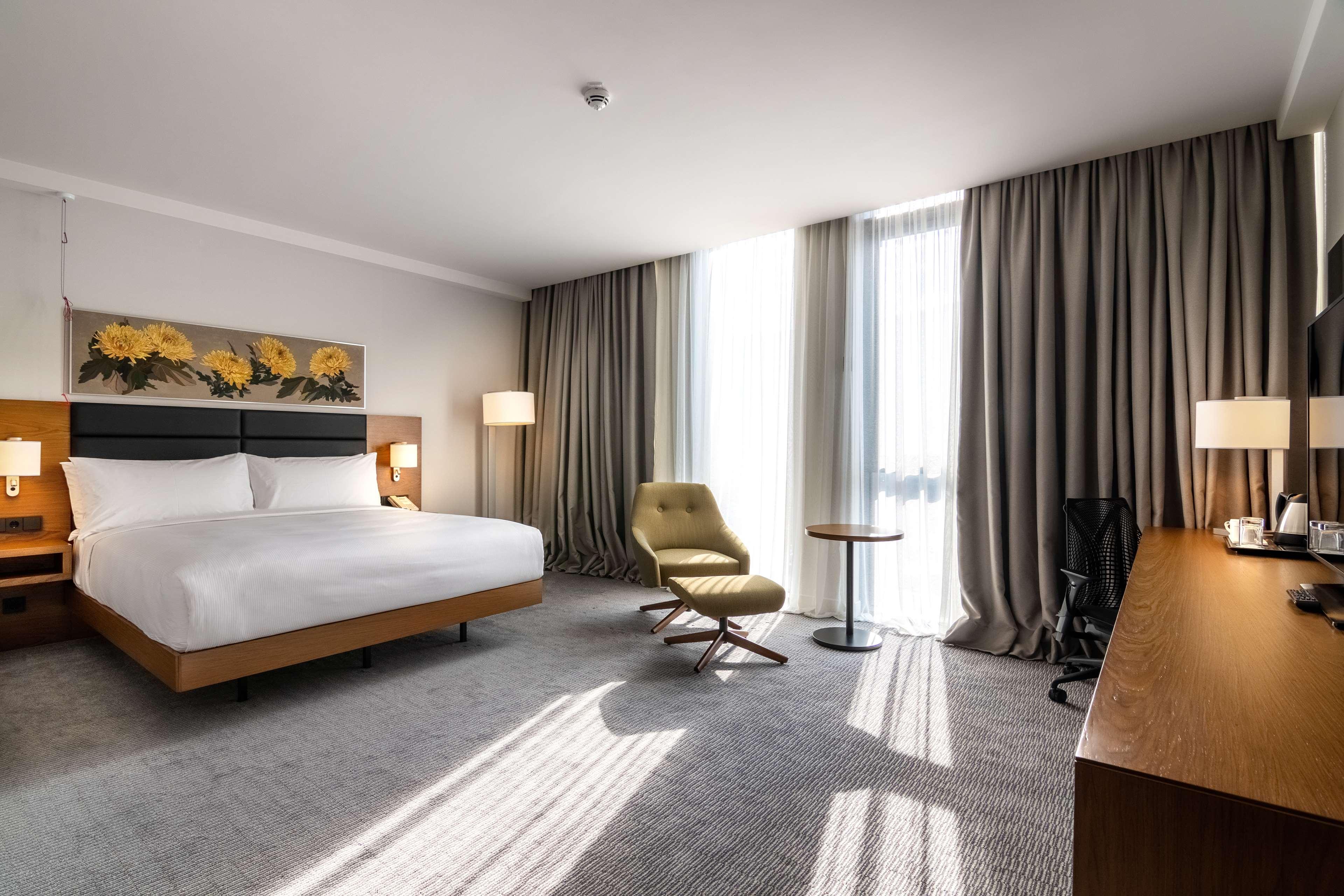 Double King Size Bed