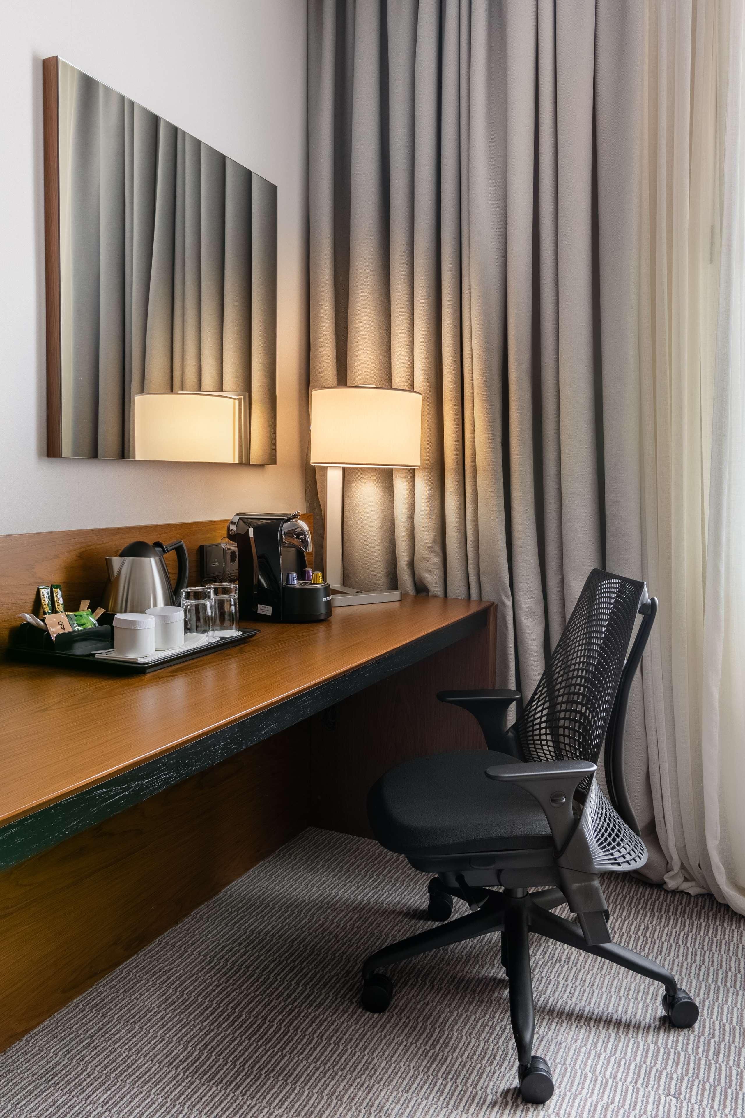 Suite King Bed One Bedroom 