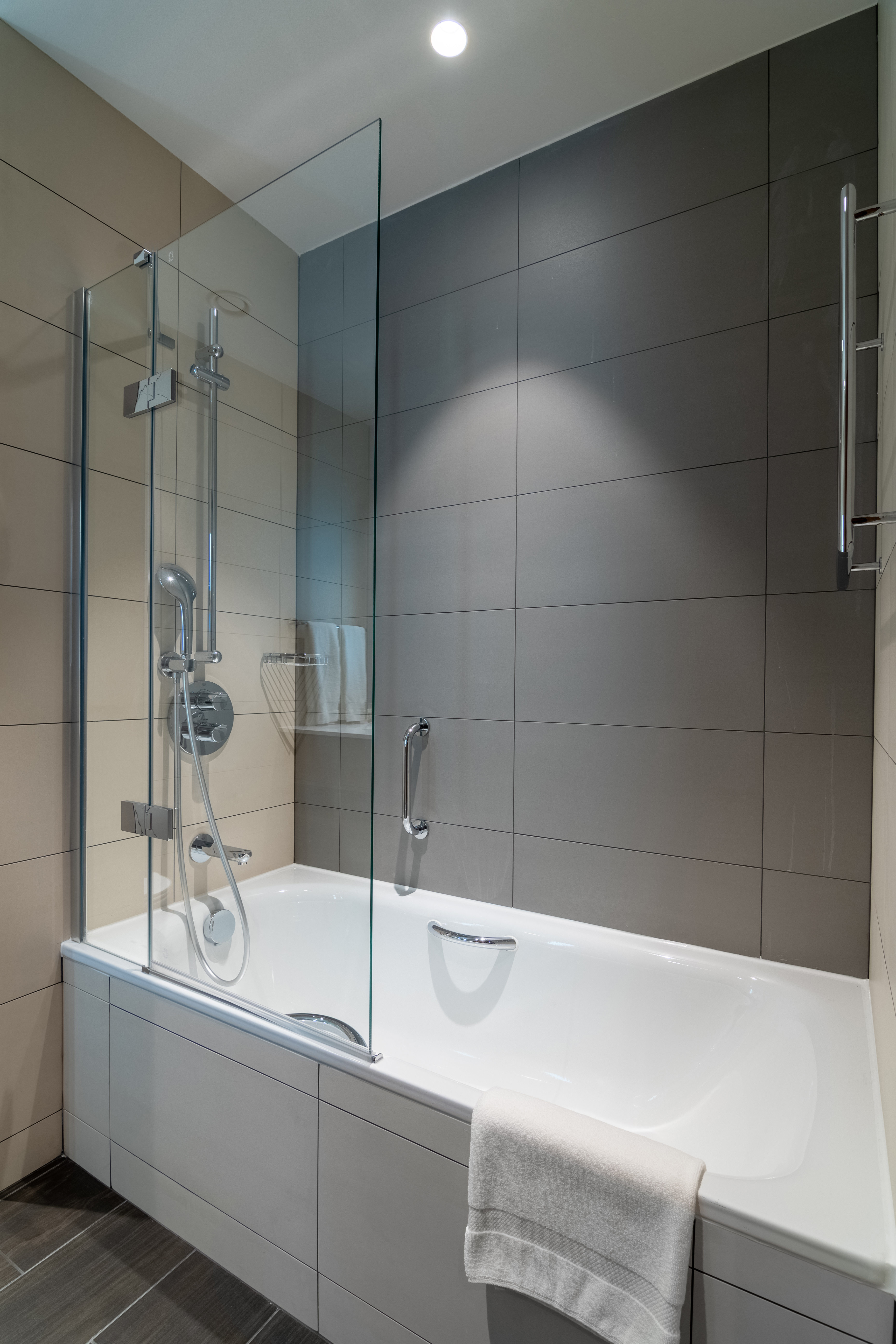 Junior Suite King Size Bed