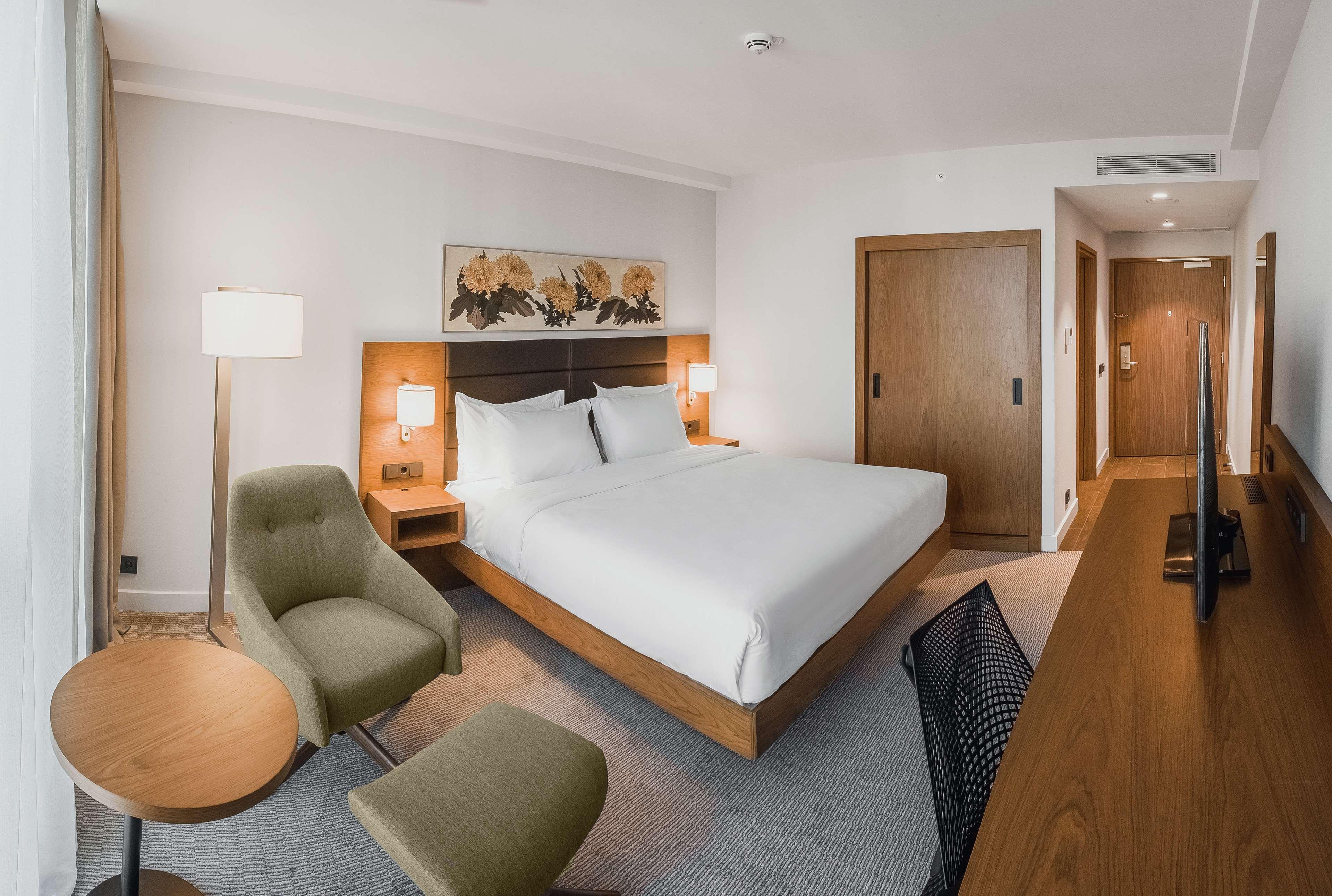 Double King Size Bed