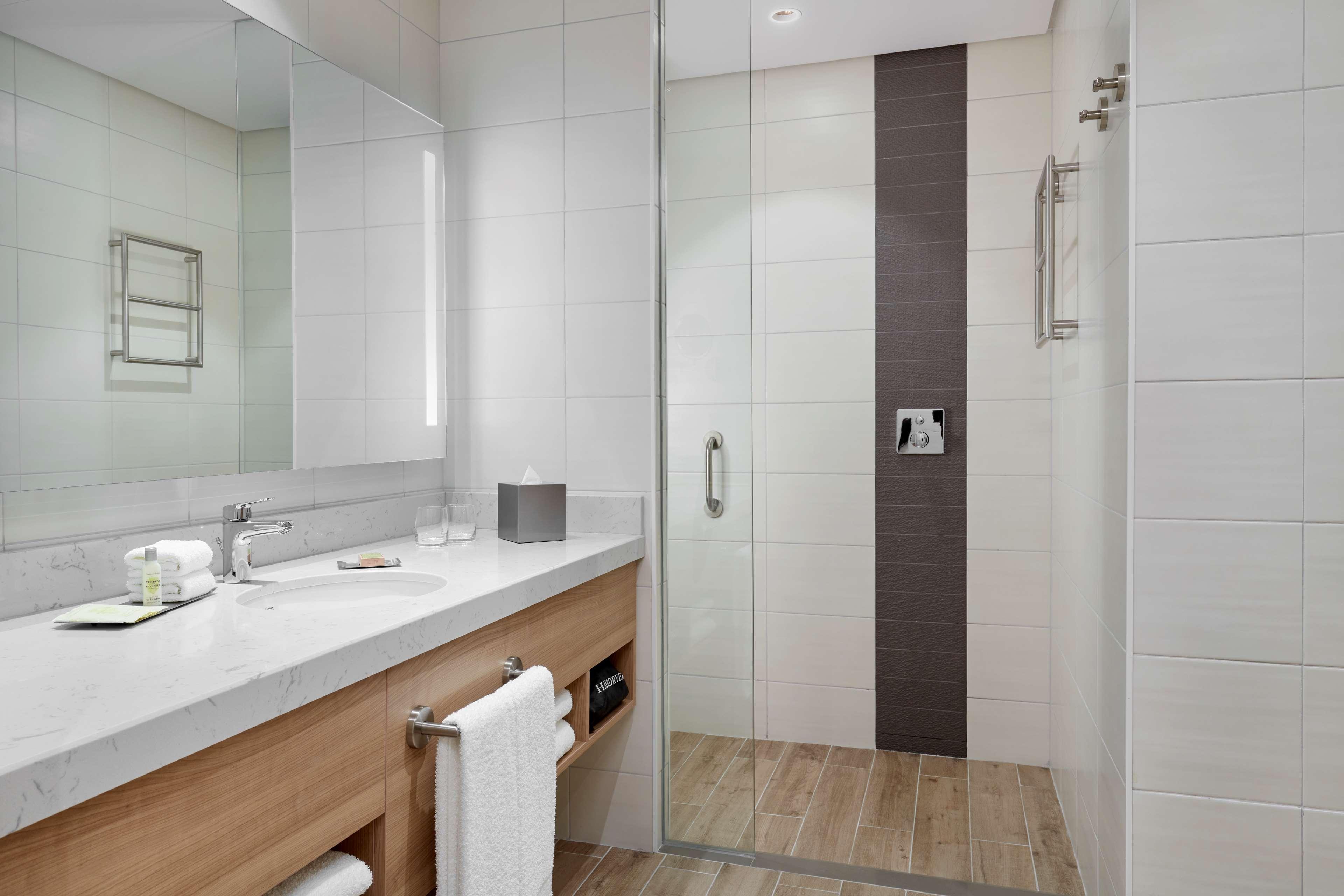 Suite Connecting Room