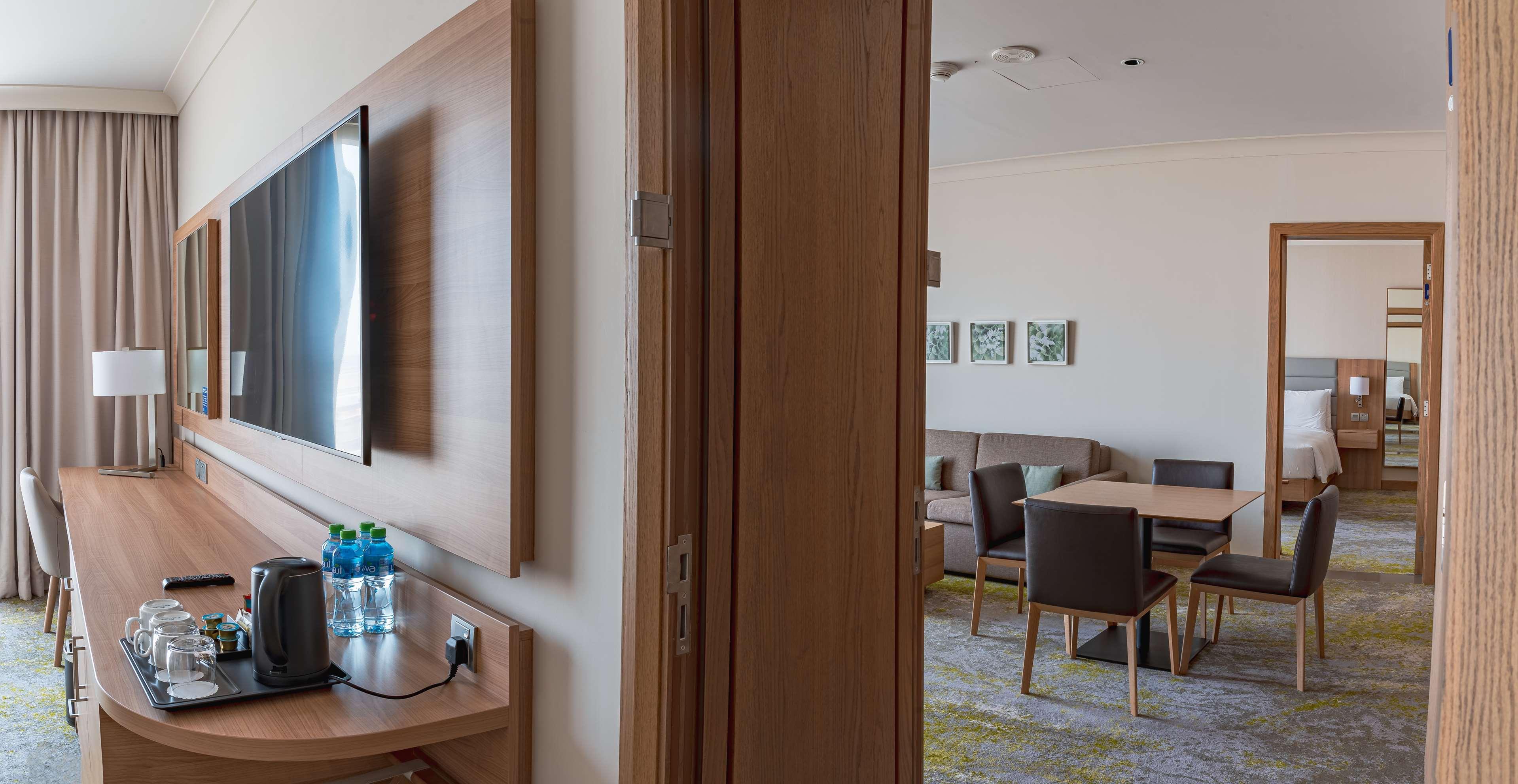 Suite Connecting Room