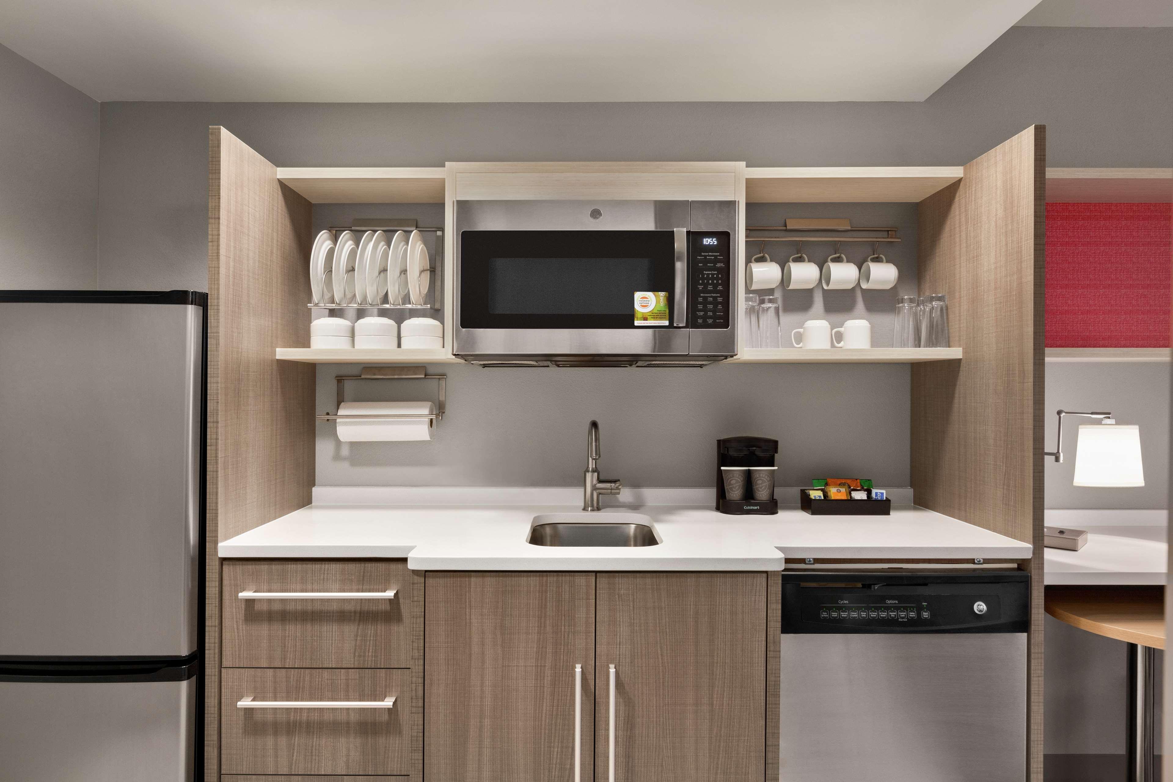 Studio Queen Size Bed